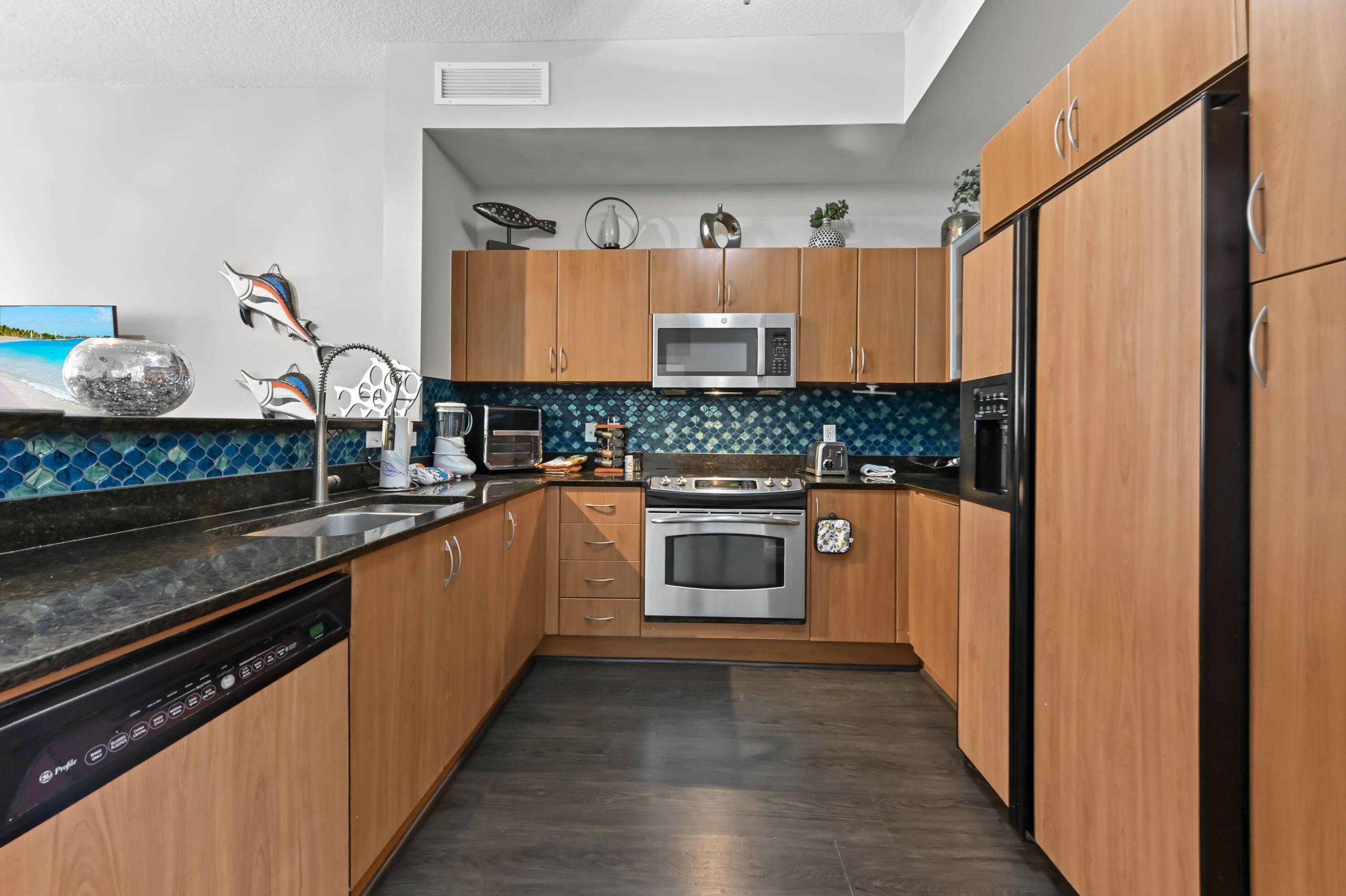 MOORINGS AT LANTANA - Residential
