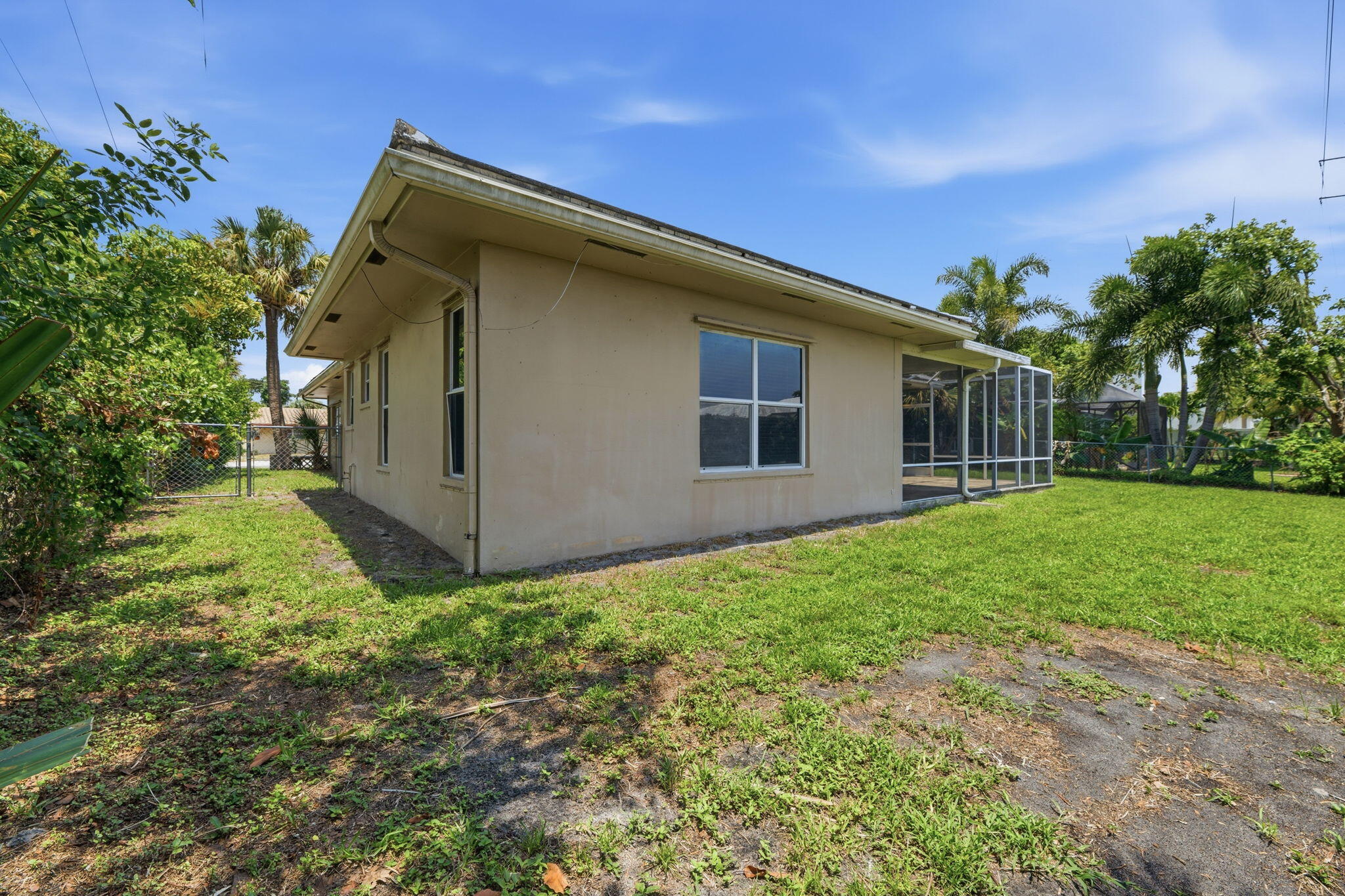 BOCA RATON SQUARE UNIT 2 - Residential