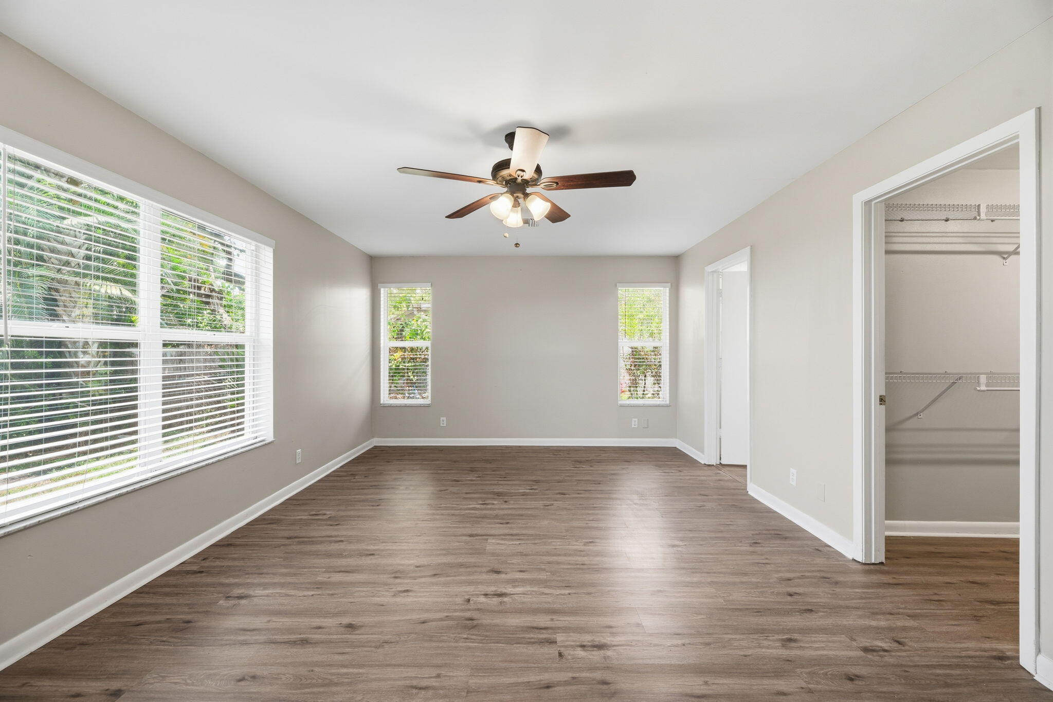 BOCA RATON SQUARE UNIT 2 - Residential