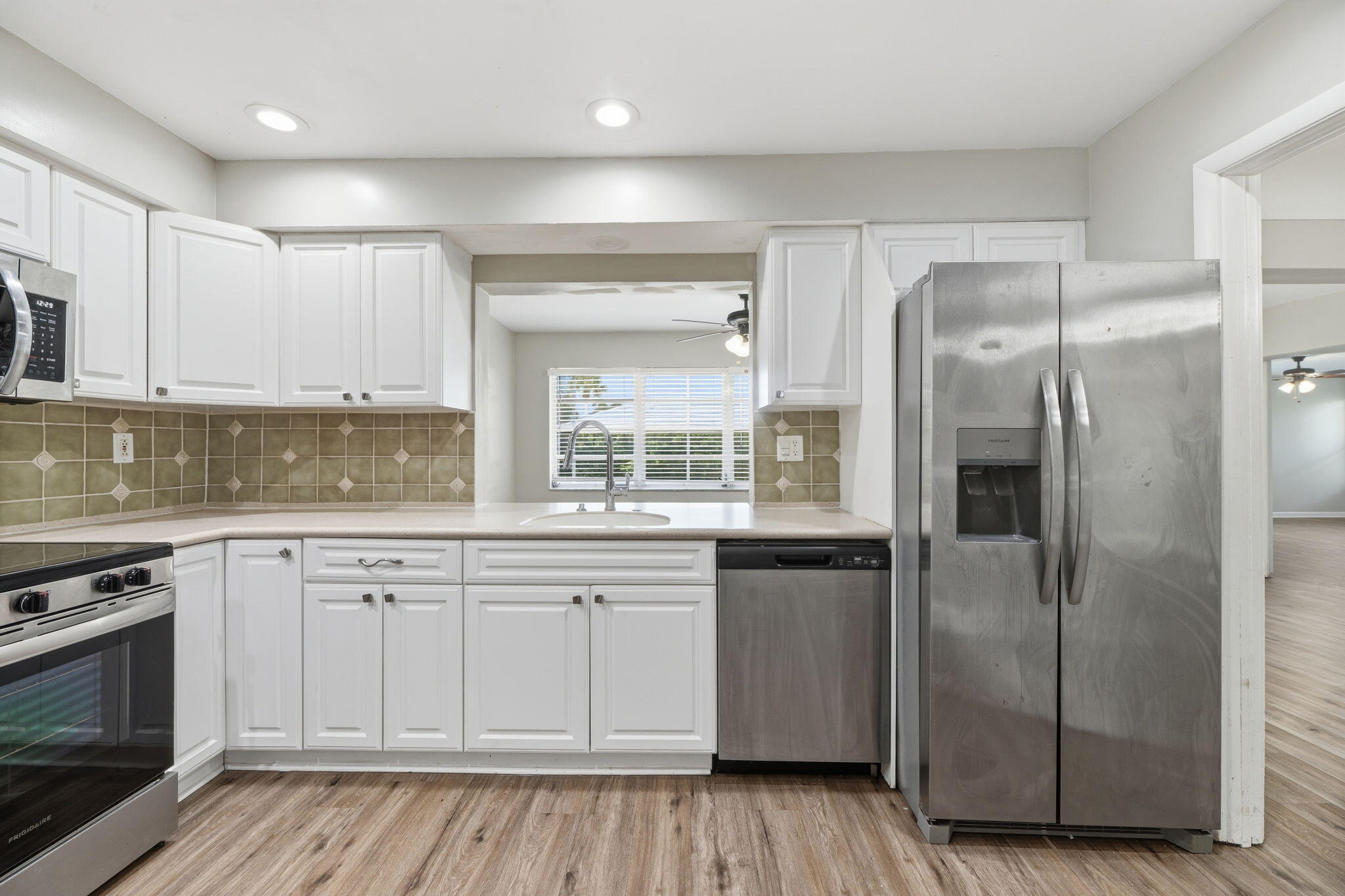 BOCA RATON SQUARE UNIT 2 - Residential