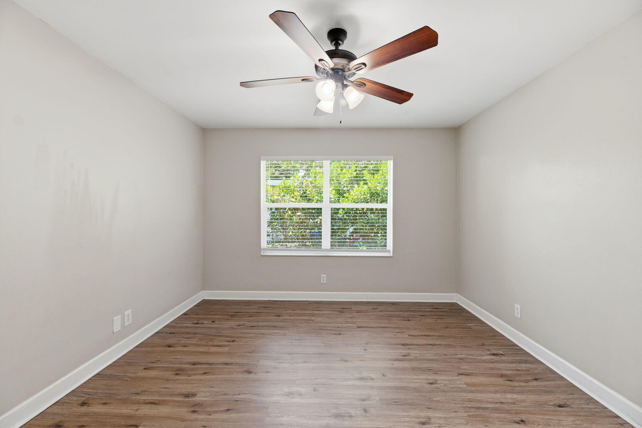 BOCA RATON SQUARE UNIT 2 - Residential
