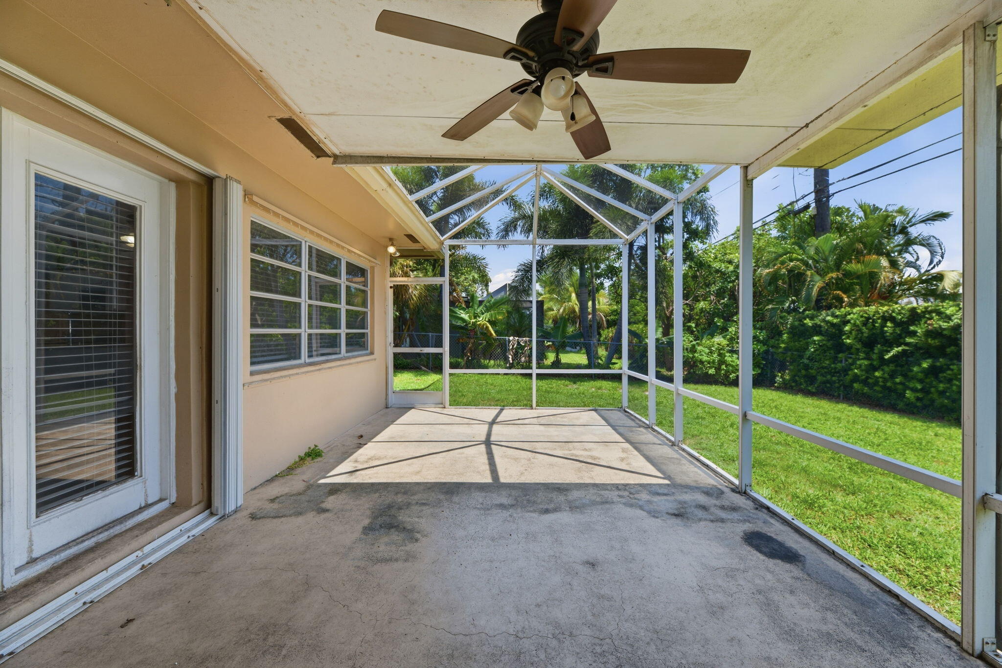 BOCA RATON SQUARE UNIT 2 - Residential
