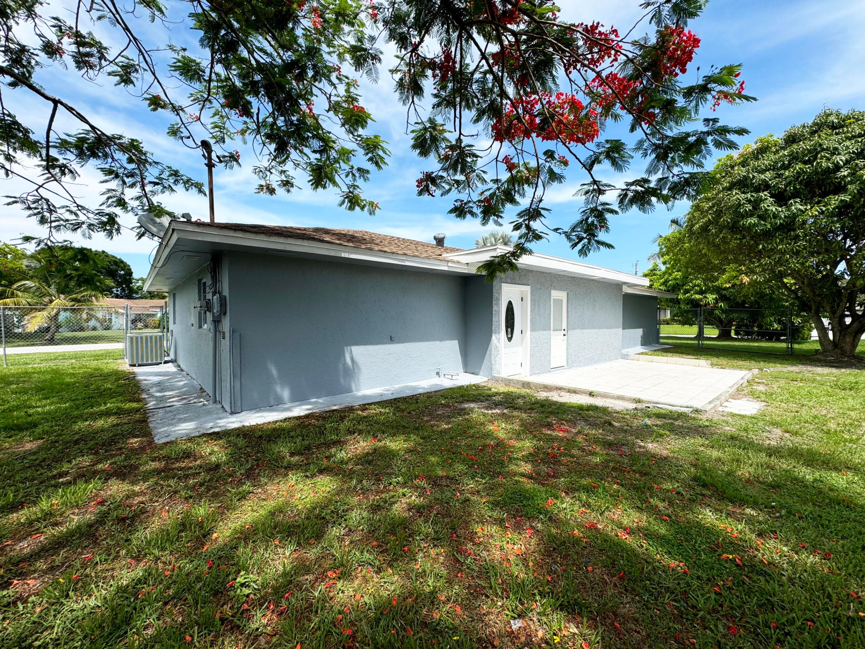 PORT ST LUCIE SECTION 26 - Residential Lease
