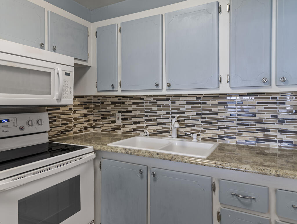 Century Village - NORTHAMPTON CONDOS - Residential