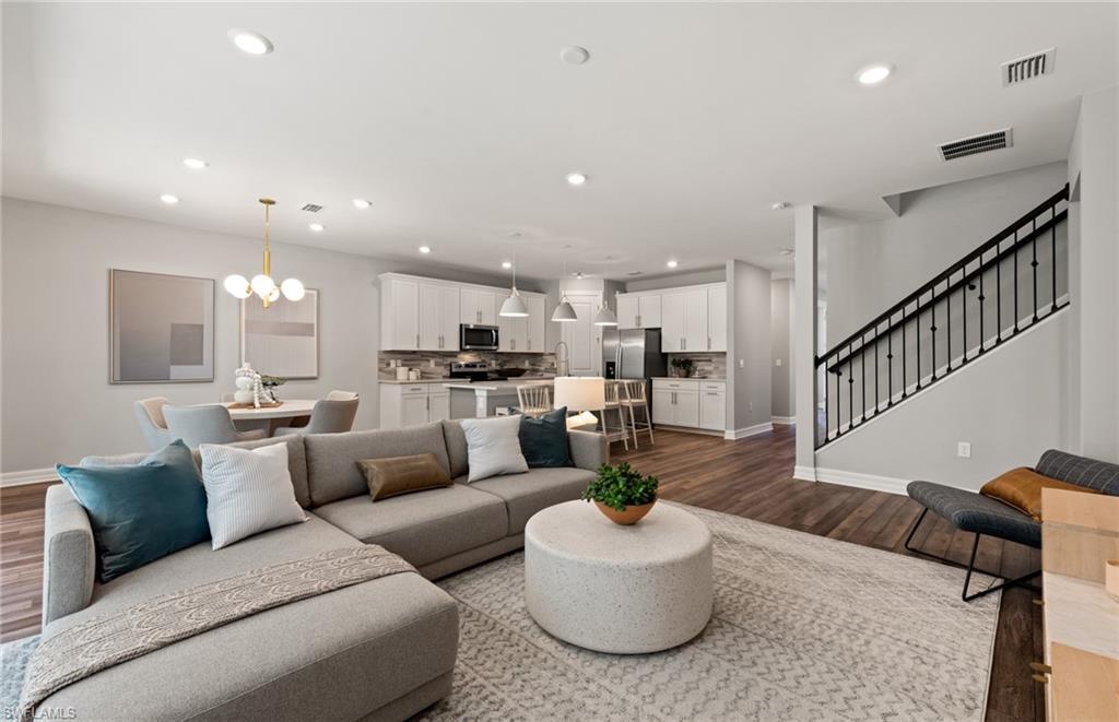 WHISPERING LAKES PHASE 2 - Residential