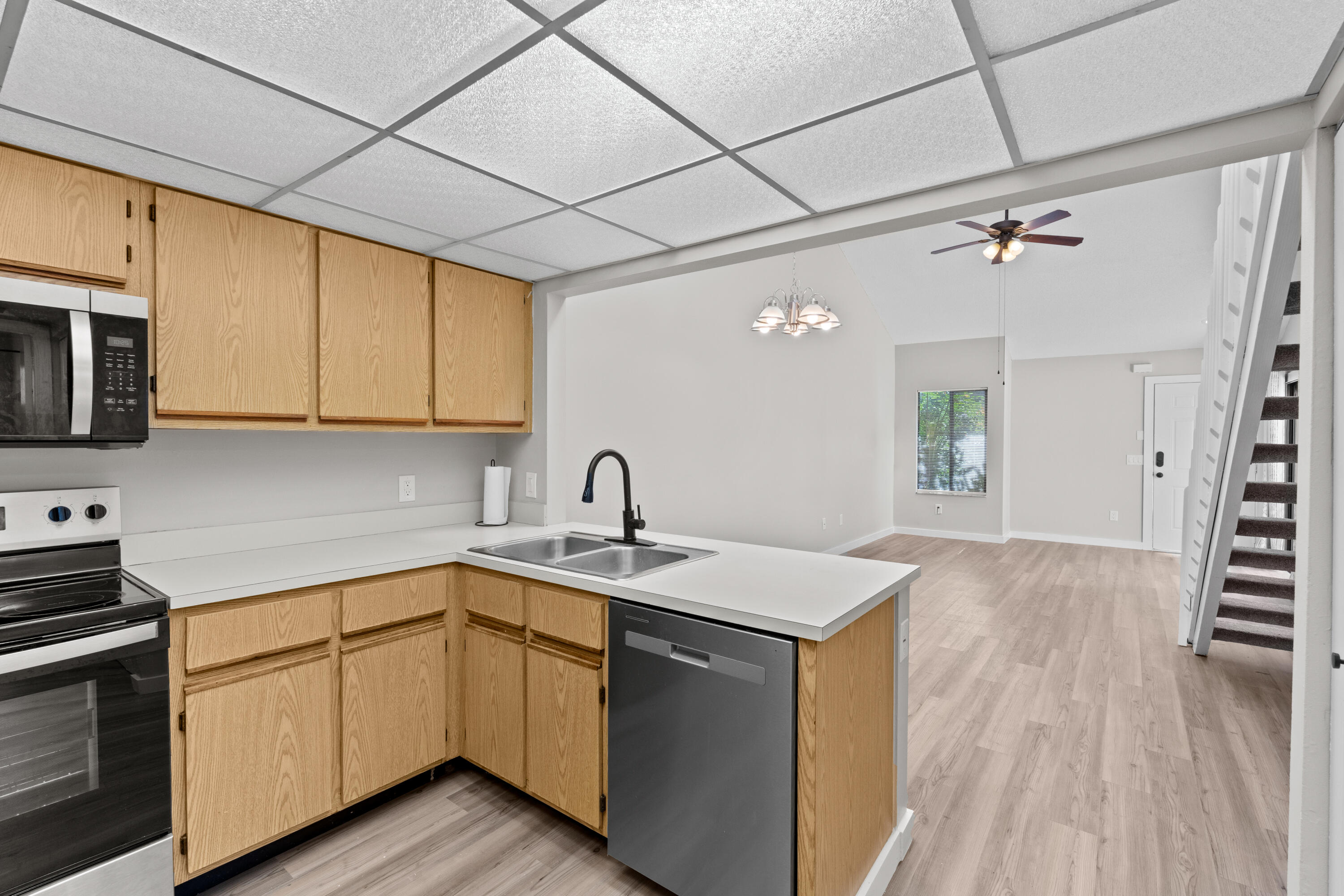 LAKE COLONY PH 3 - Residential