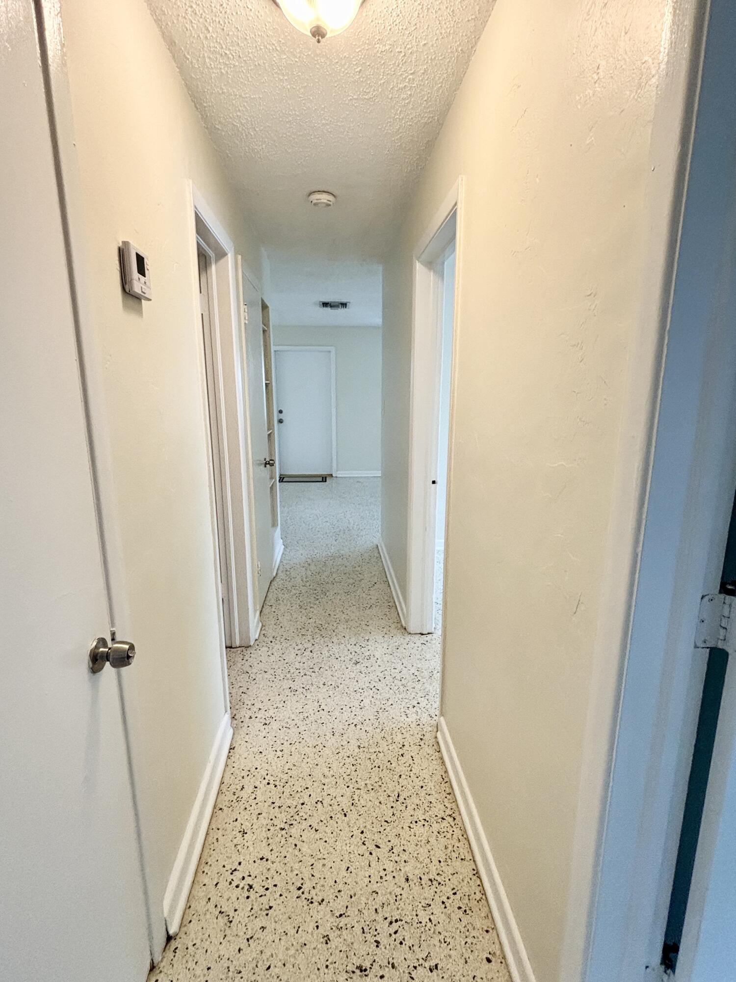 SEVILLE - Residential Lease