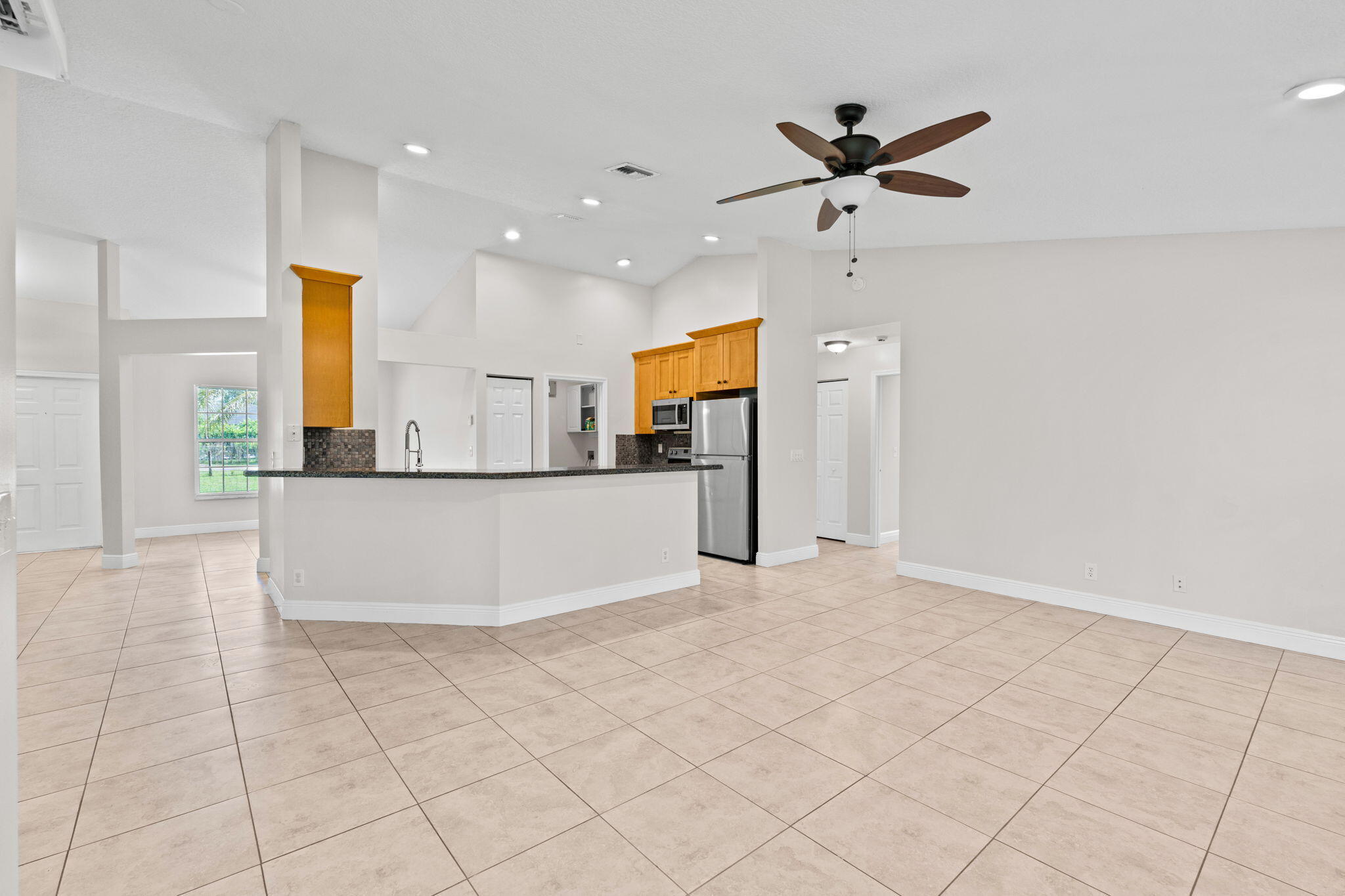 ACREAGE & UNREC PLAT - Residential Lease