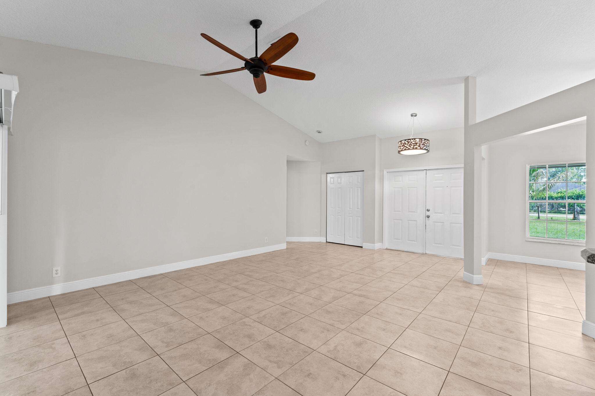 ACREAGE & UNREC PLAT - Residential Lease