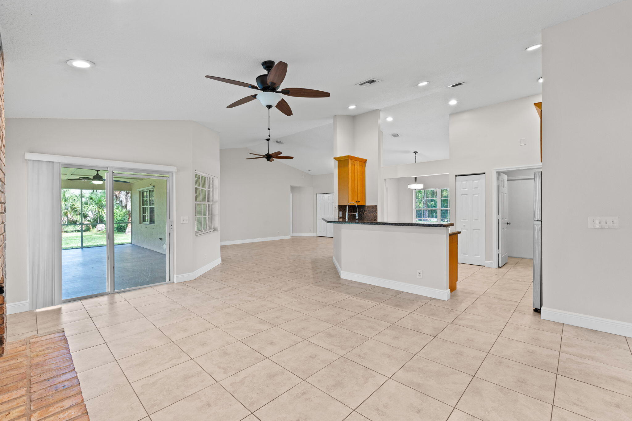 ACREAGE & UNREC PLAT - Residential Lease