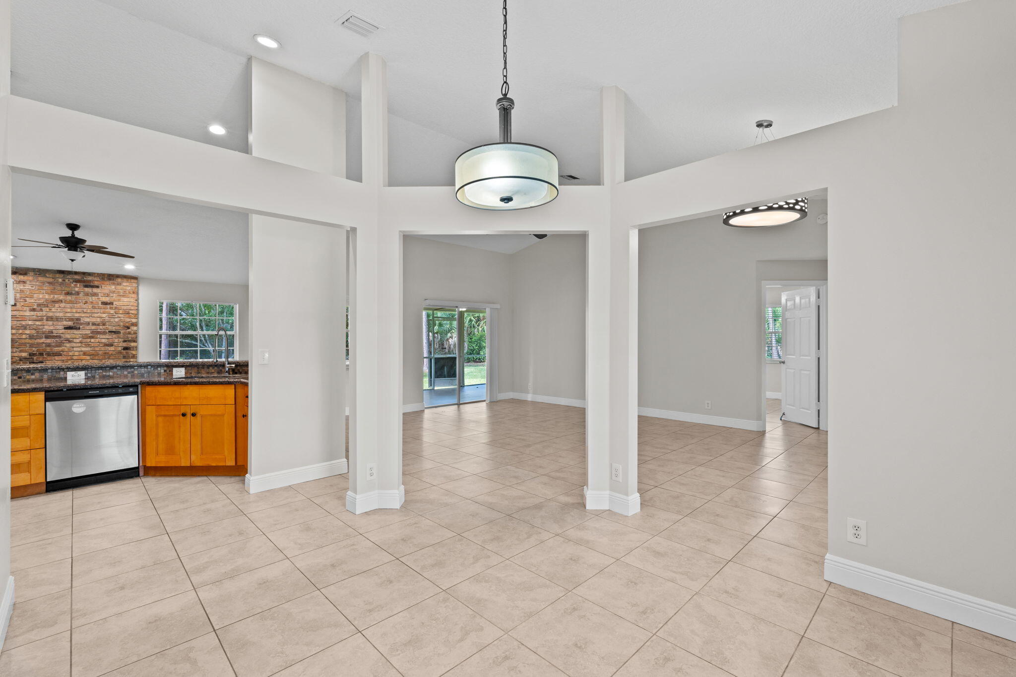 ACREAGE & UNREC PLAT - Residential Lease