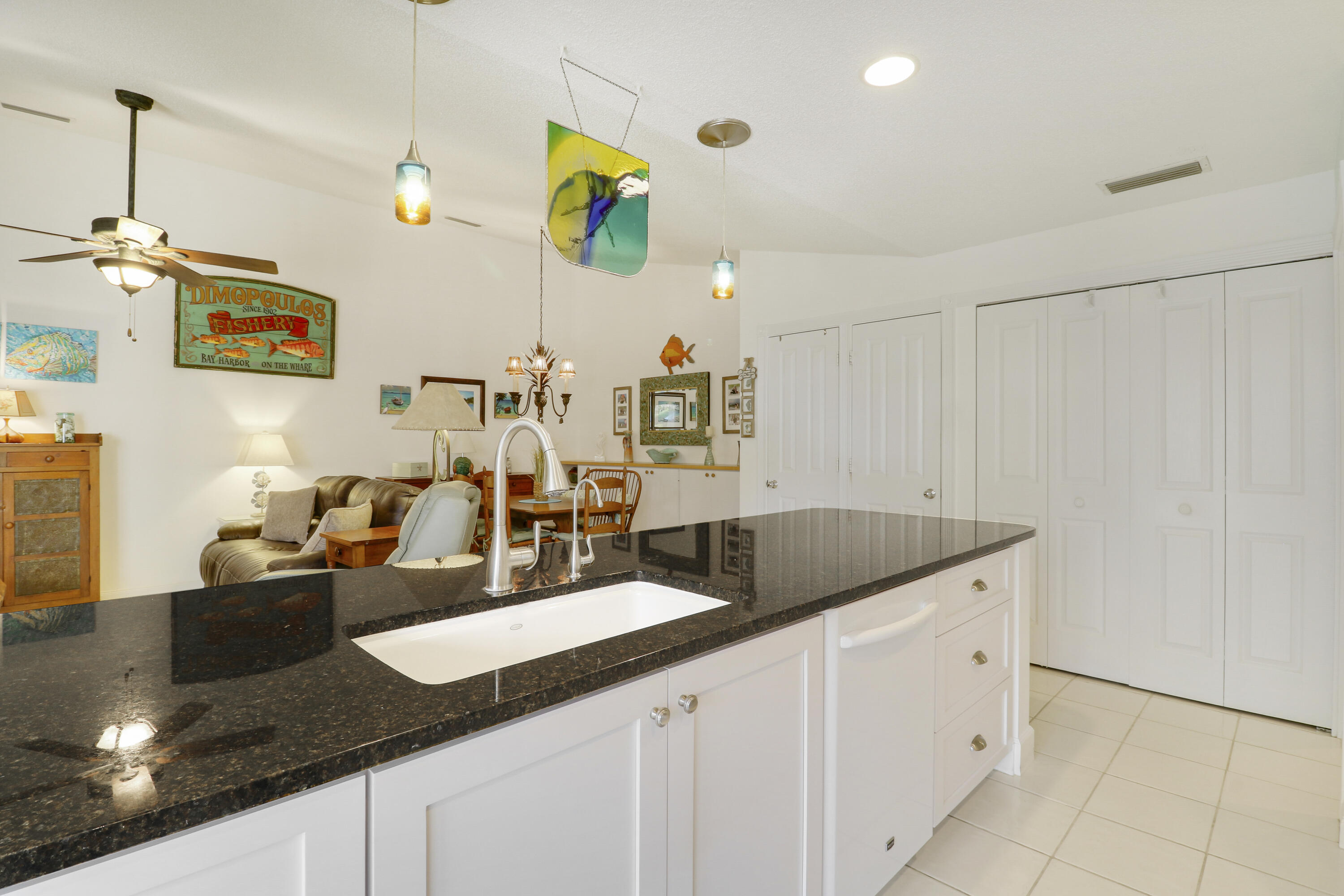 OAKS-SUNTERRACE 4 - Residential