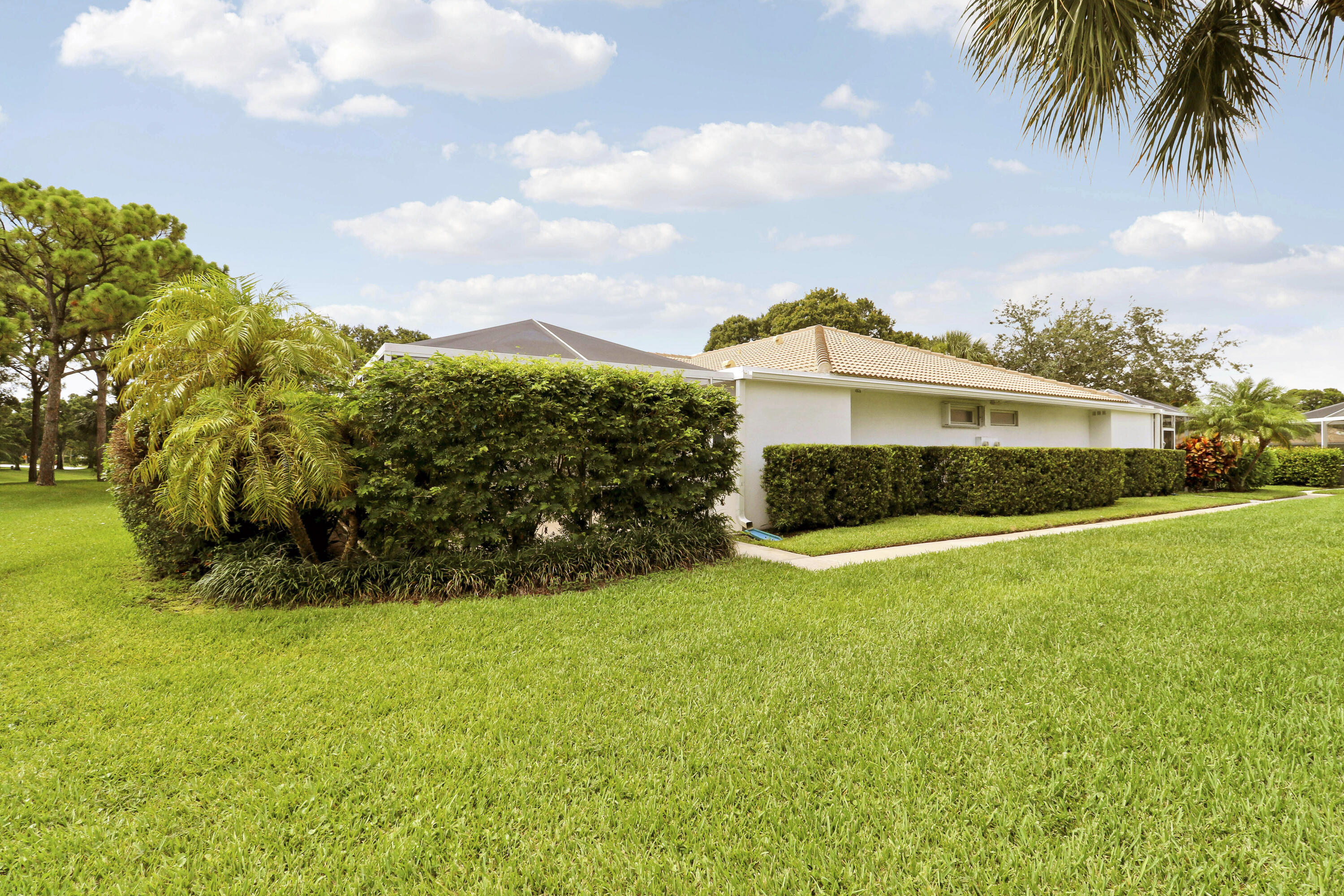 OAKS-SUNTERRACE 4 - Residential