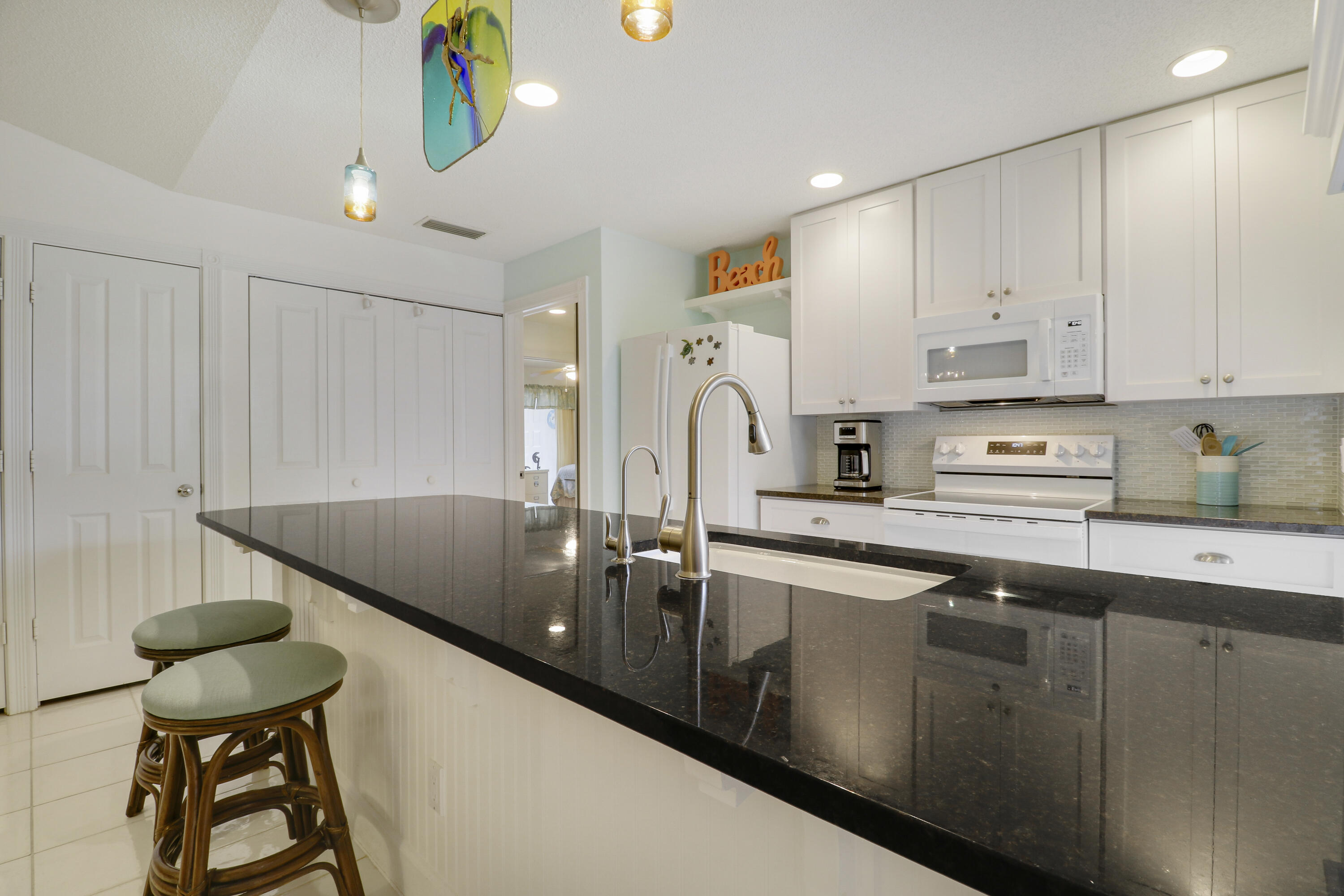 OAKS-SUNTERRACE 4 - Residential