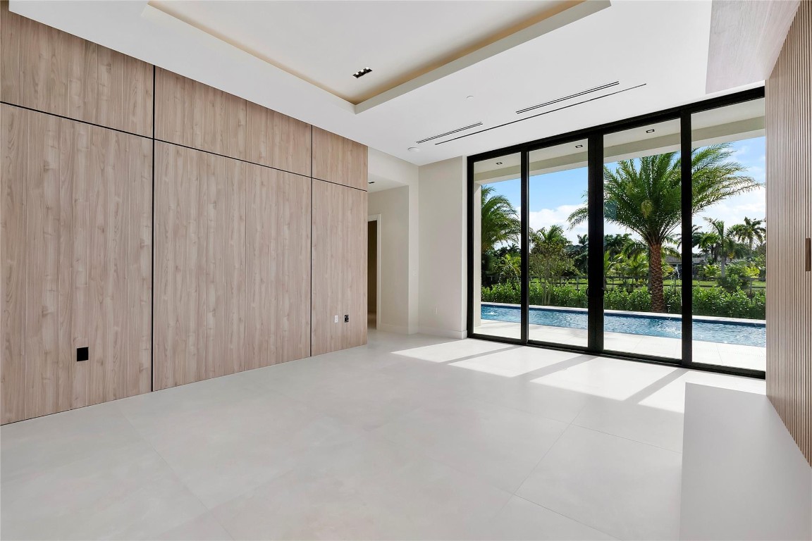 PLANTATION ACRES ESTATES - Residential