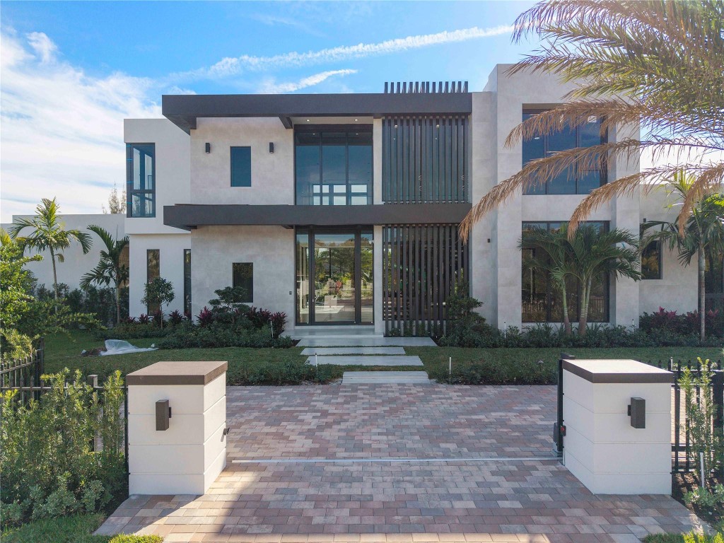 PLANTATION ACRES ESTATES - Residential