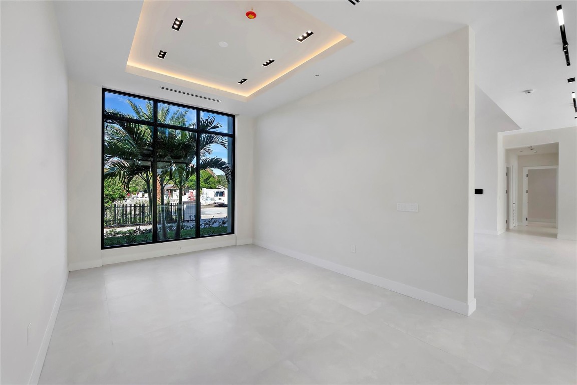 PLANTATION ACRES ESTATES - Residential
