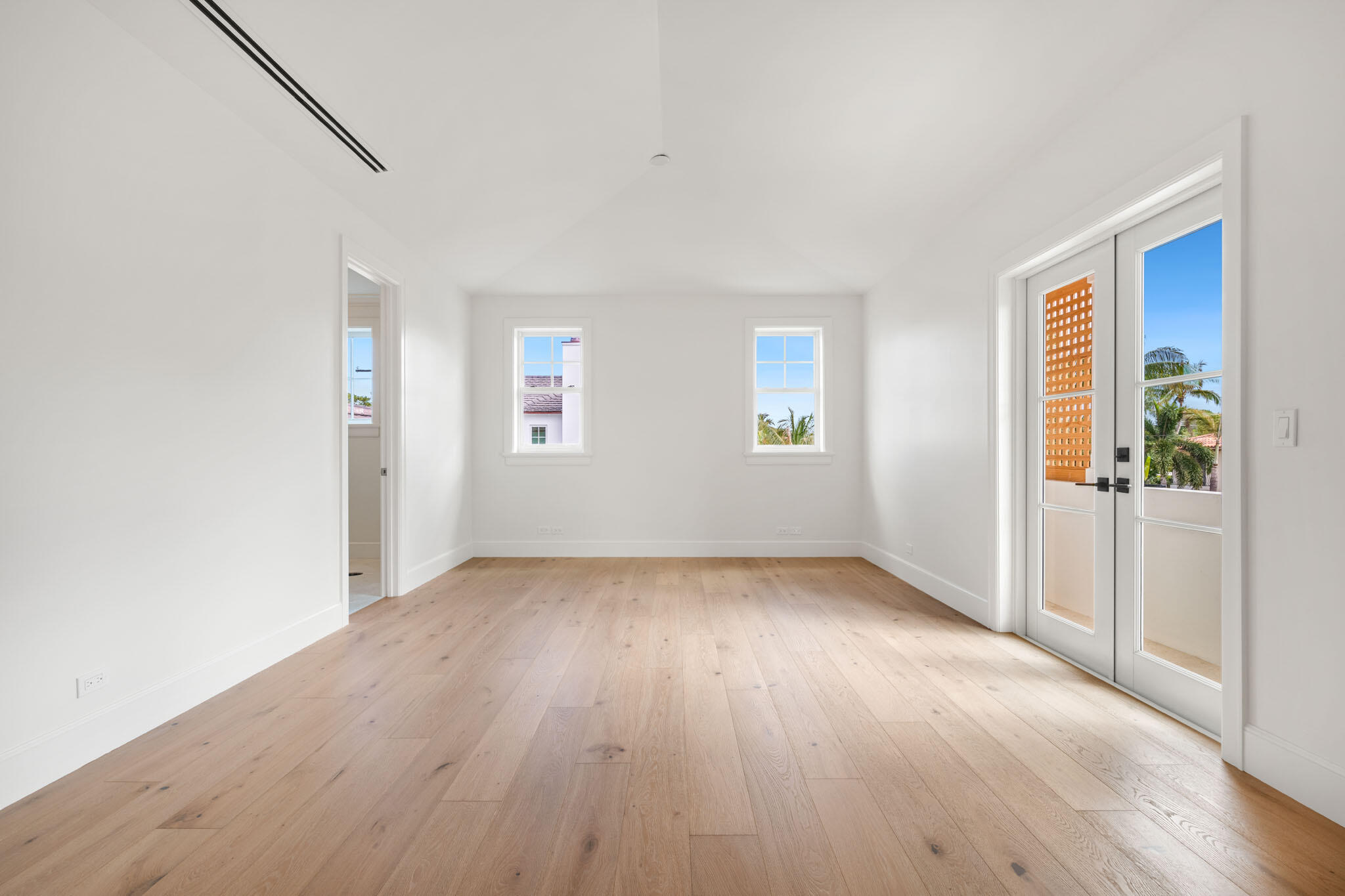 EL CID COURT - Residential