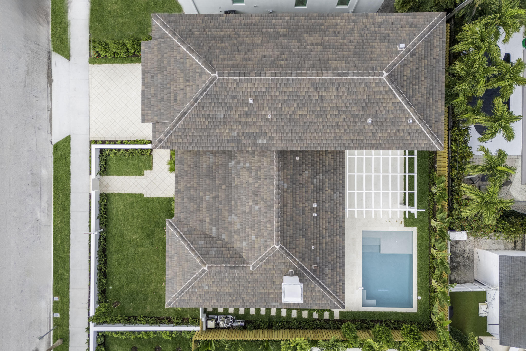 EL CID COURT - Residential
