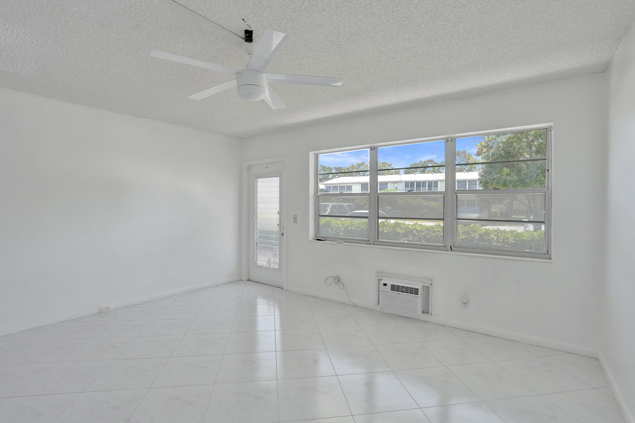DURHAM M CONDO - Residential