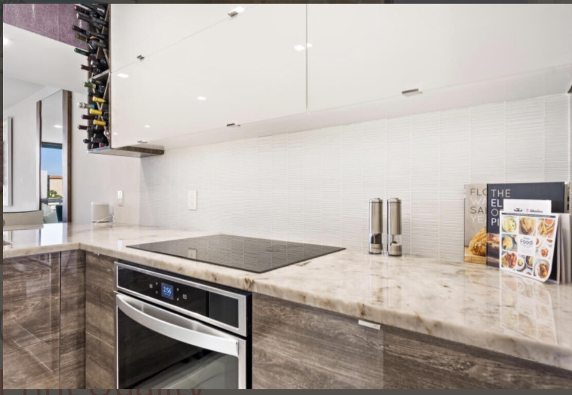 YACHT & RACQUET CLUB OF BOCA R - Residential
