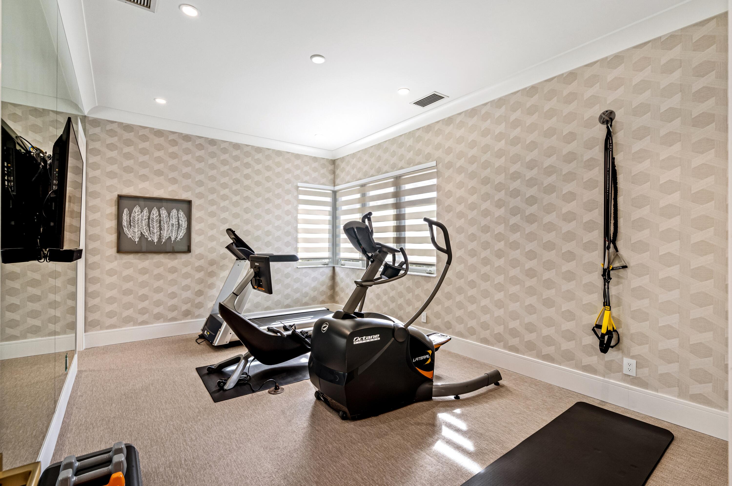 BOCA RATON BATH & TENNIS CLUB - Residential