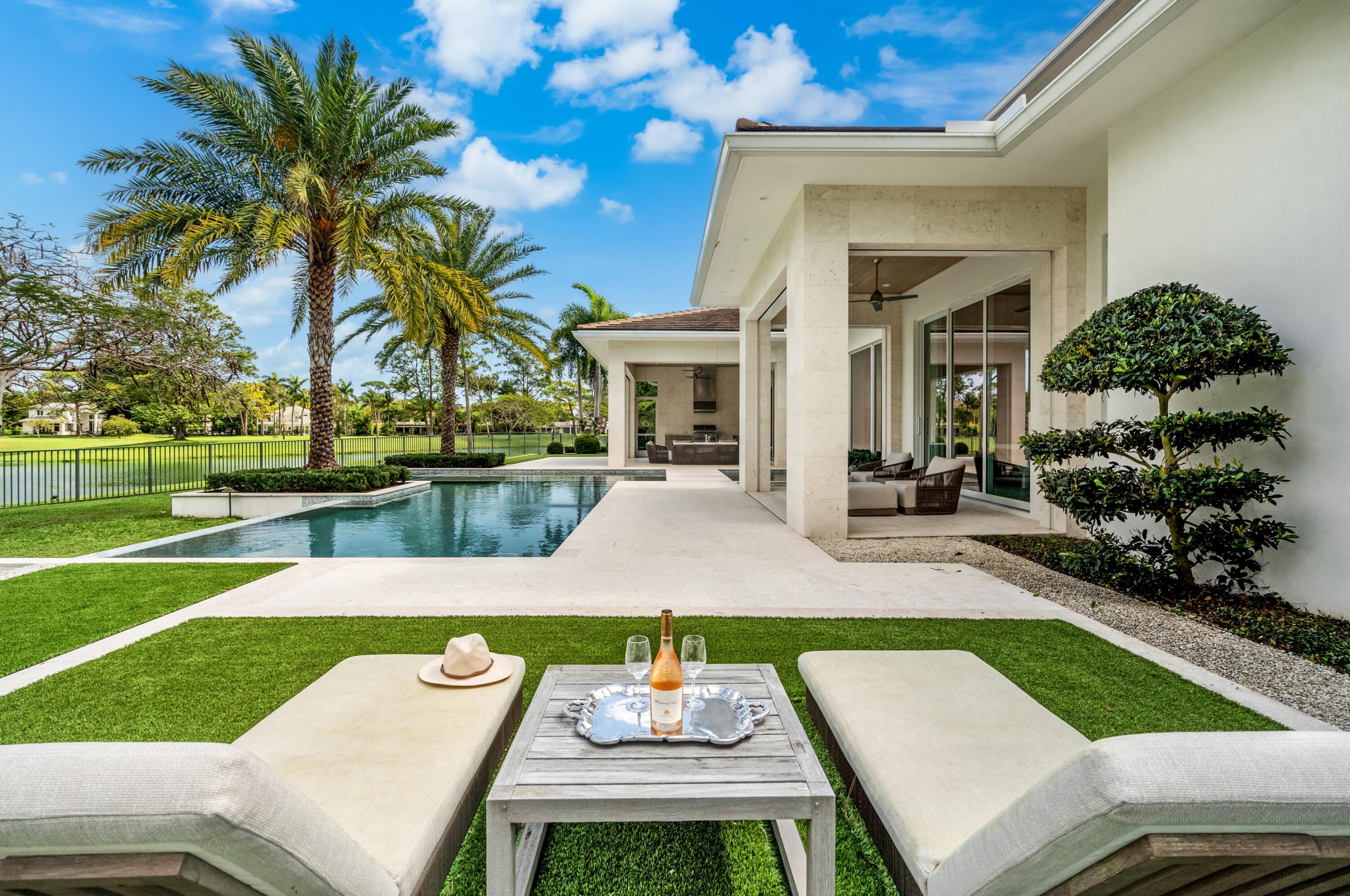 BOCA RATON BATH & TENNIS CLUB - Residential