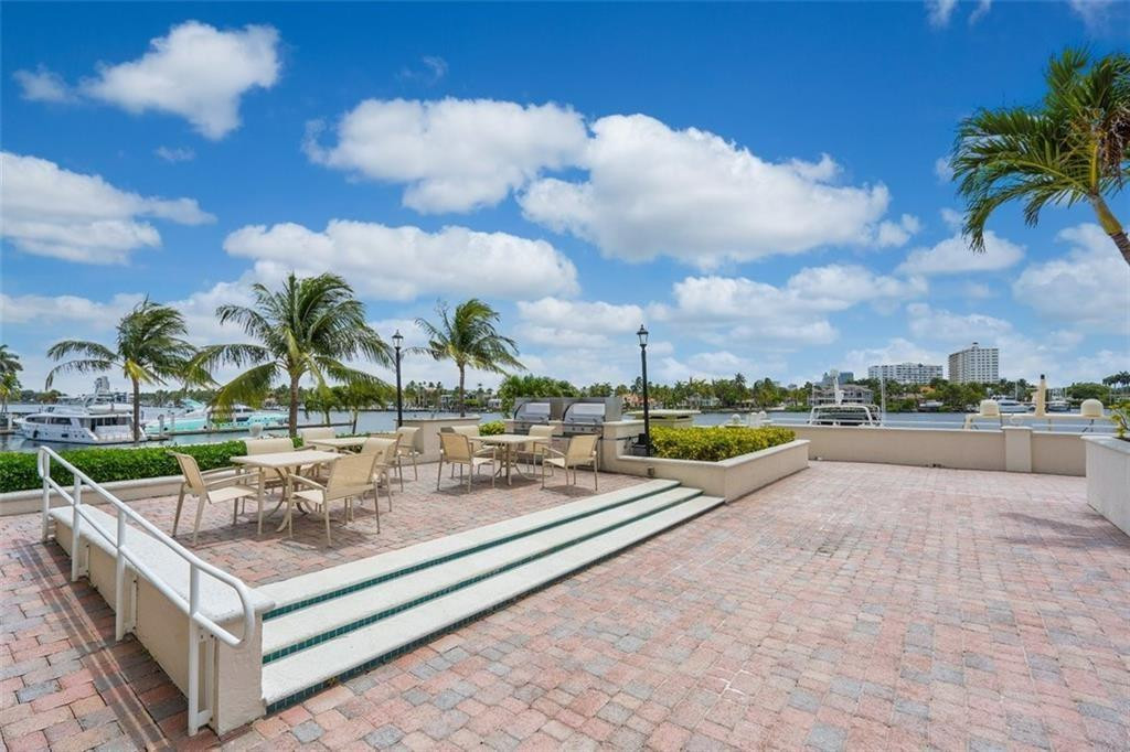 VENETIAN CONDO - Residential