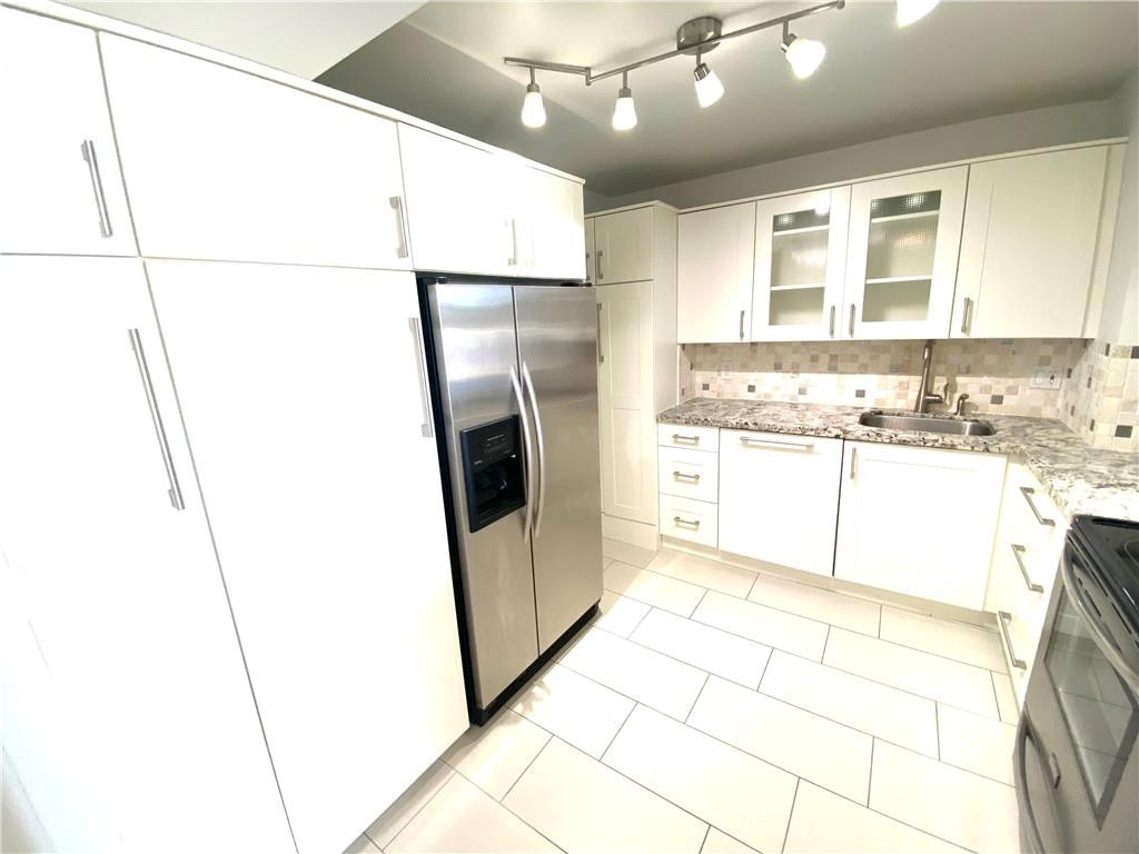 VENETIAN CONDO - Residential
