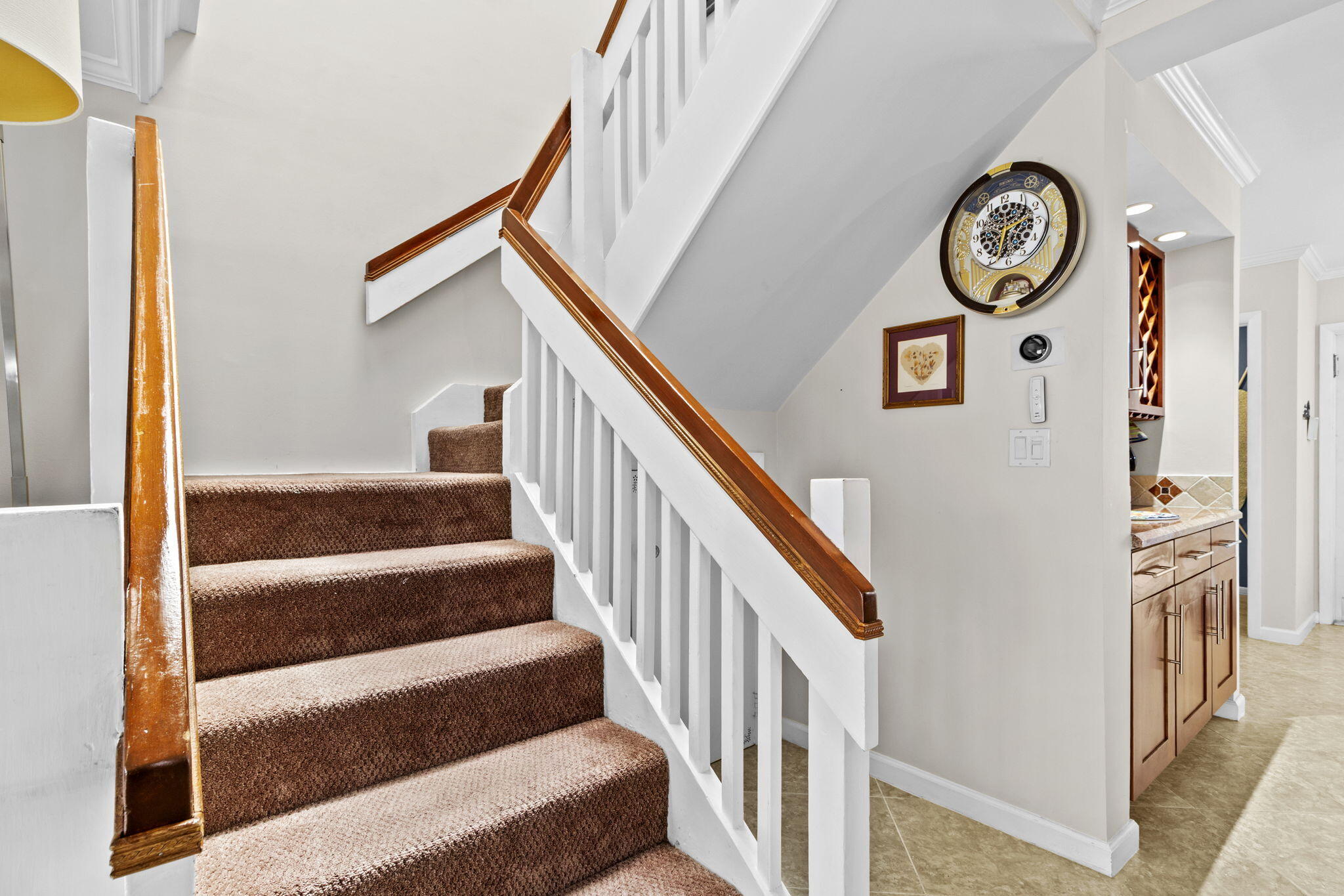 NOBEL POINT CONDO - Residential