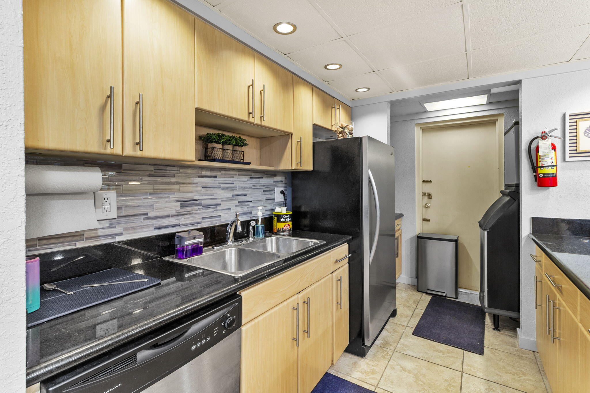 NOBEL POINT CONDO - Residential