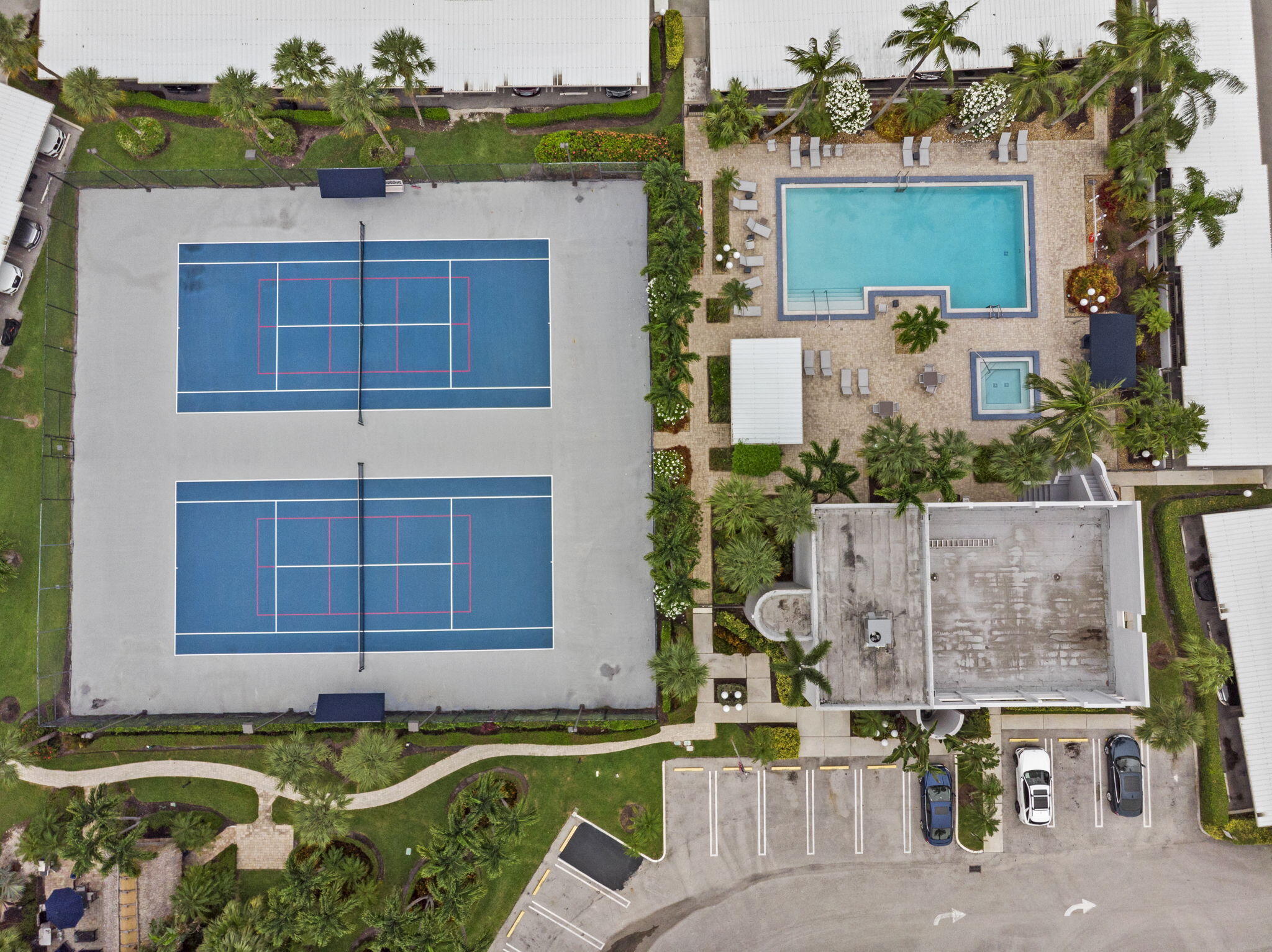NOBEL POINT CONDO - Residential
