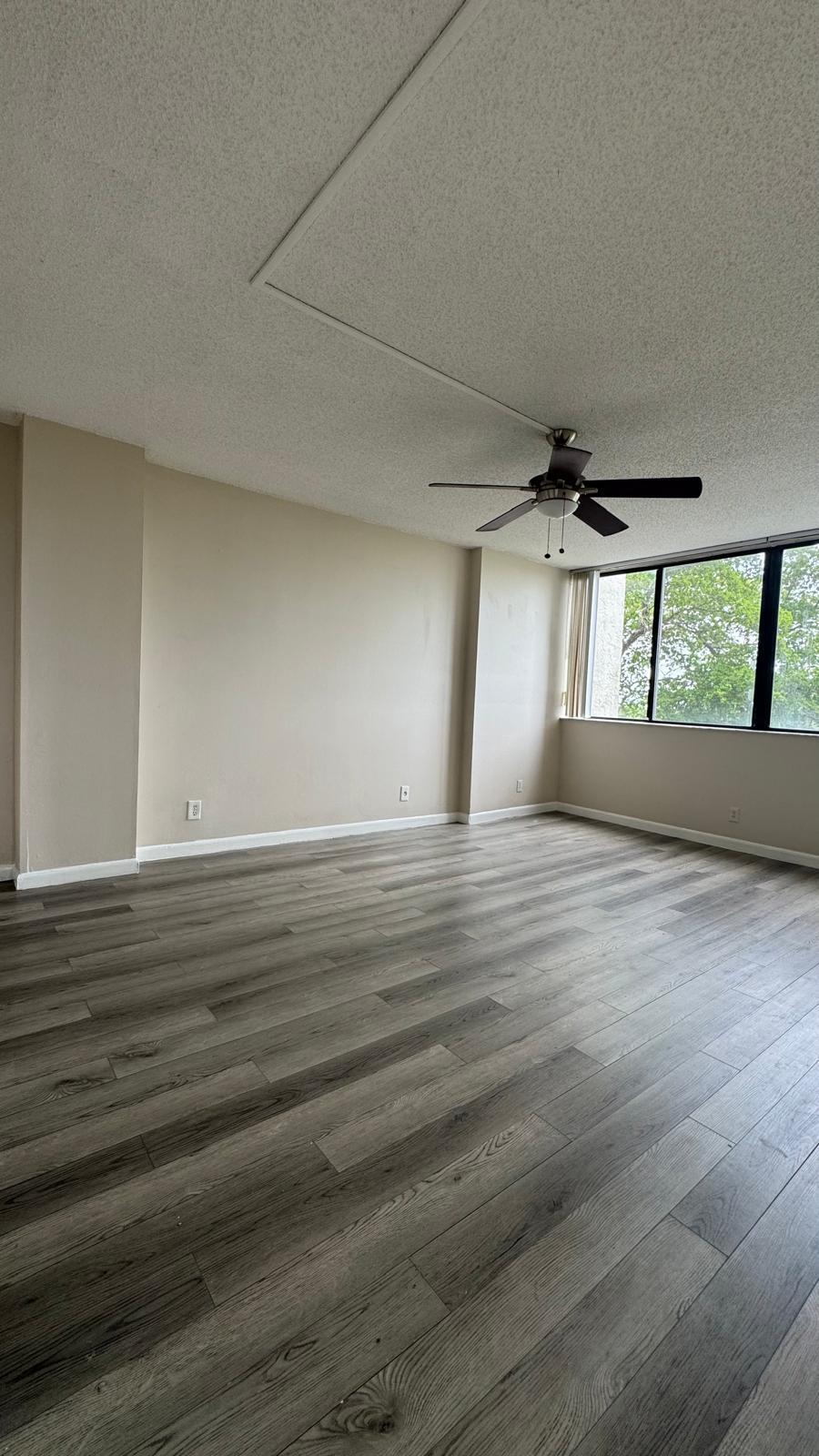 INVERRARY GARDENS CONDO I - Residential Lease