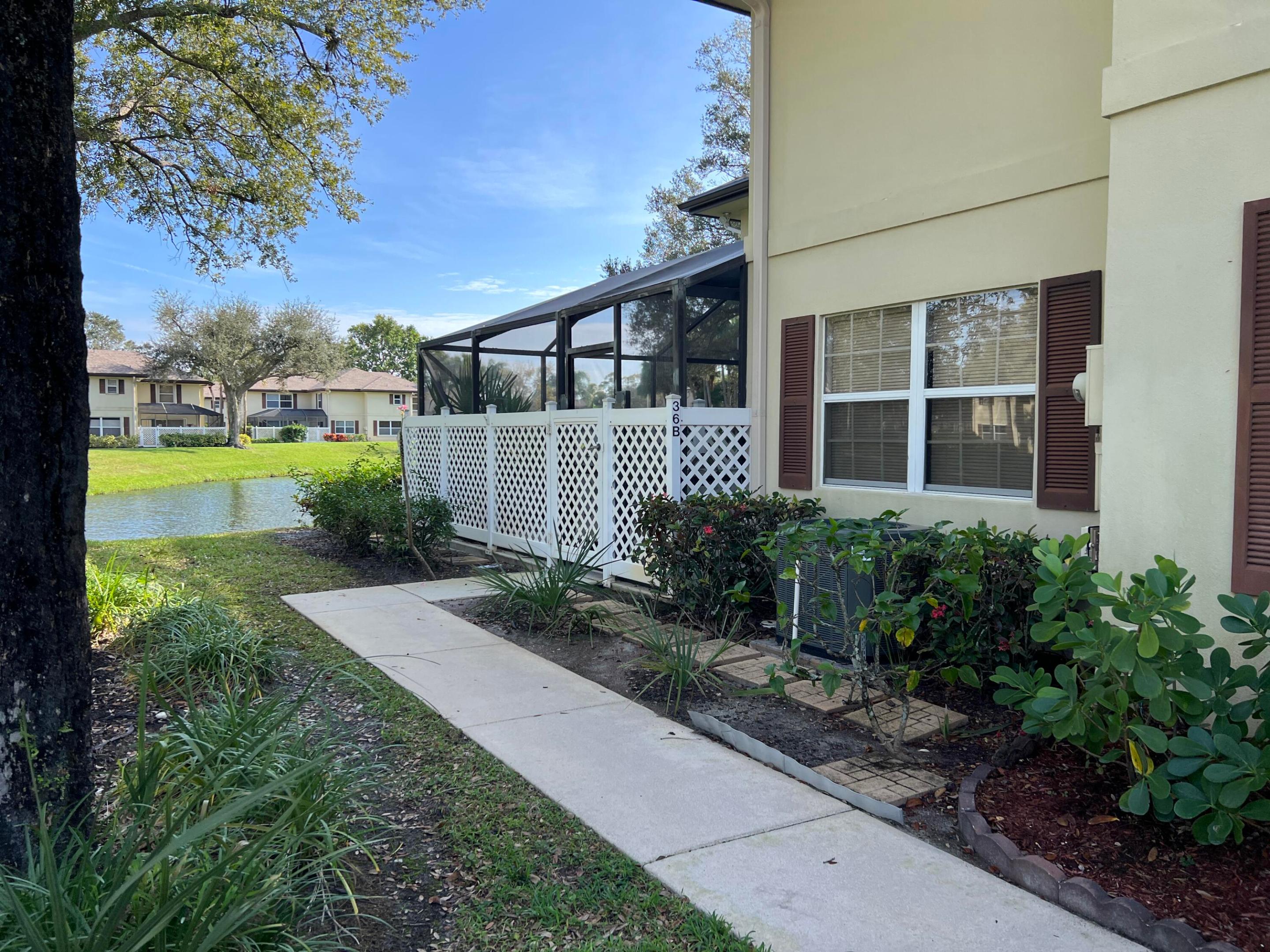STAMFORD AT ROYAL PALM BEACH - Residential Lease