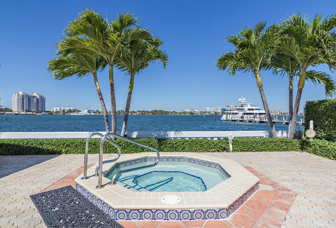 PALM BEACH BILTMORE COND DECL FILED 7-9-80 - Residential