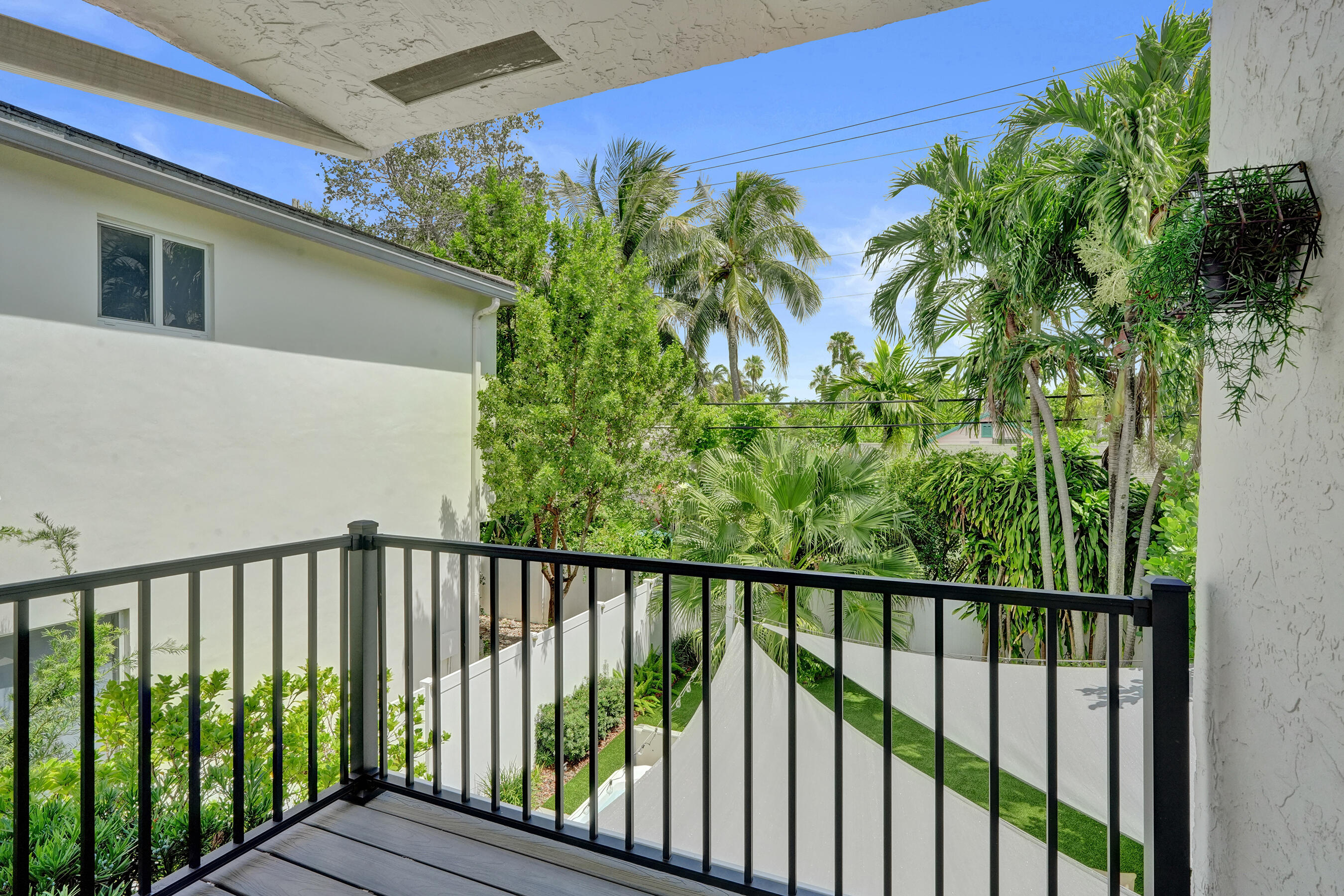 MIDDLE RIVER PARK - Residential