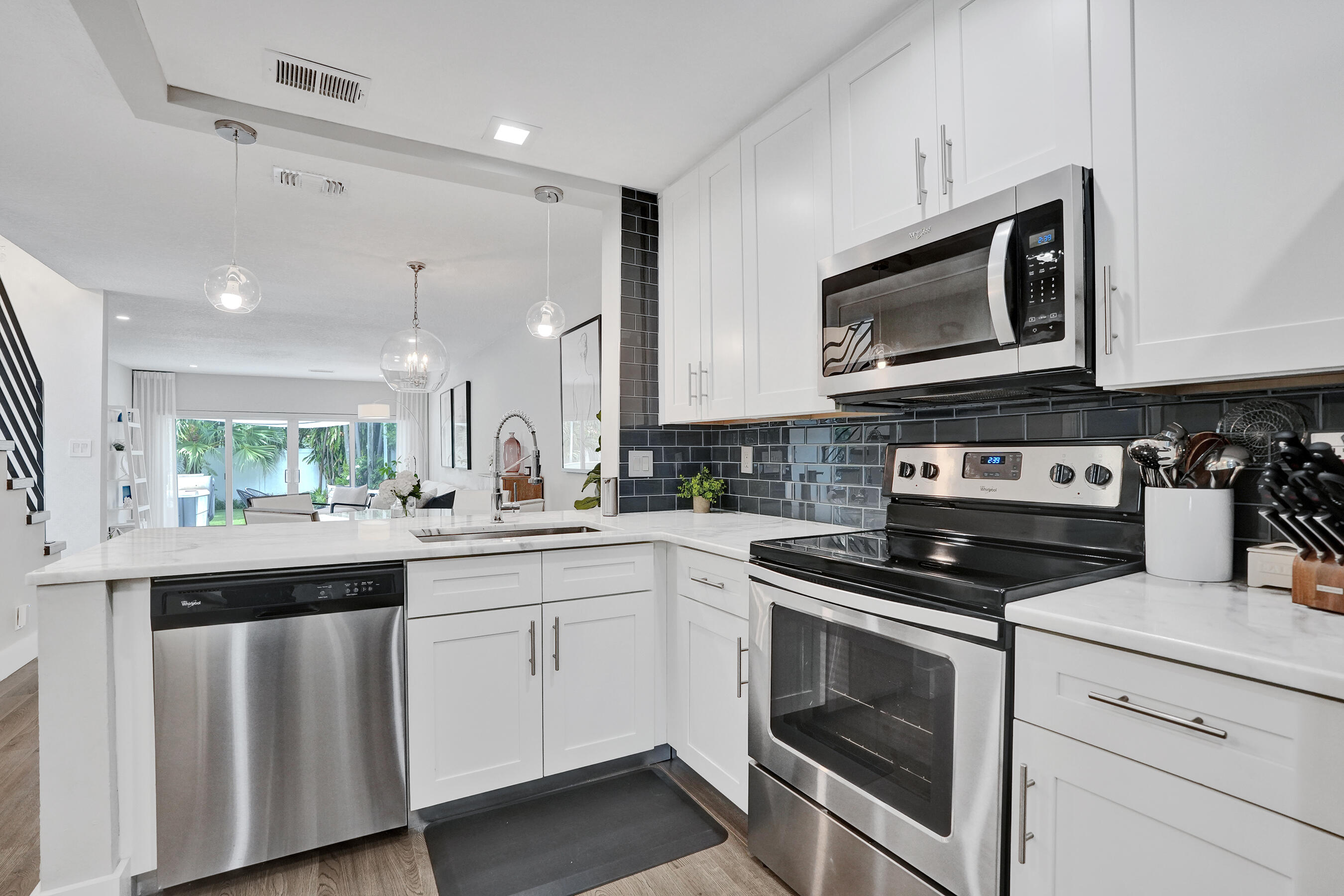 MIDDLE RIVER PARK - Residential