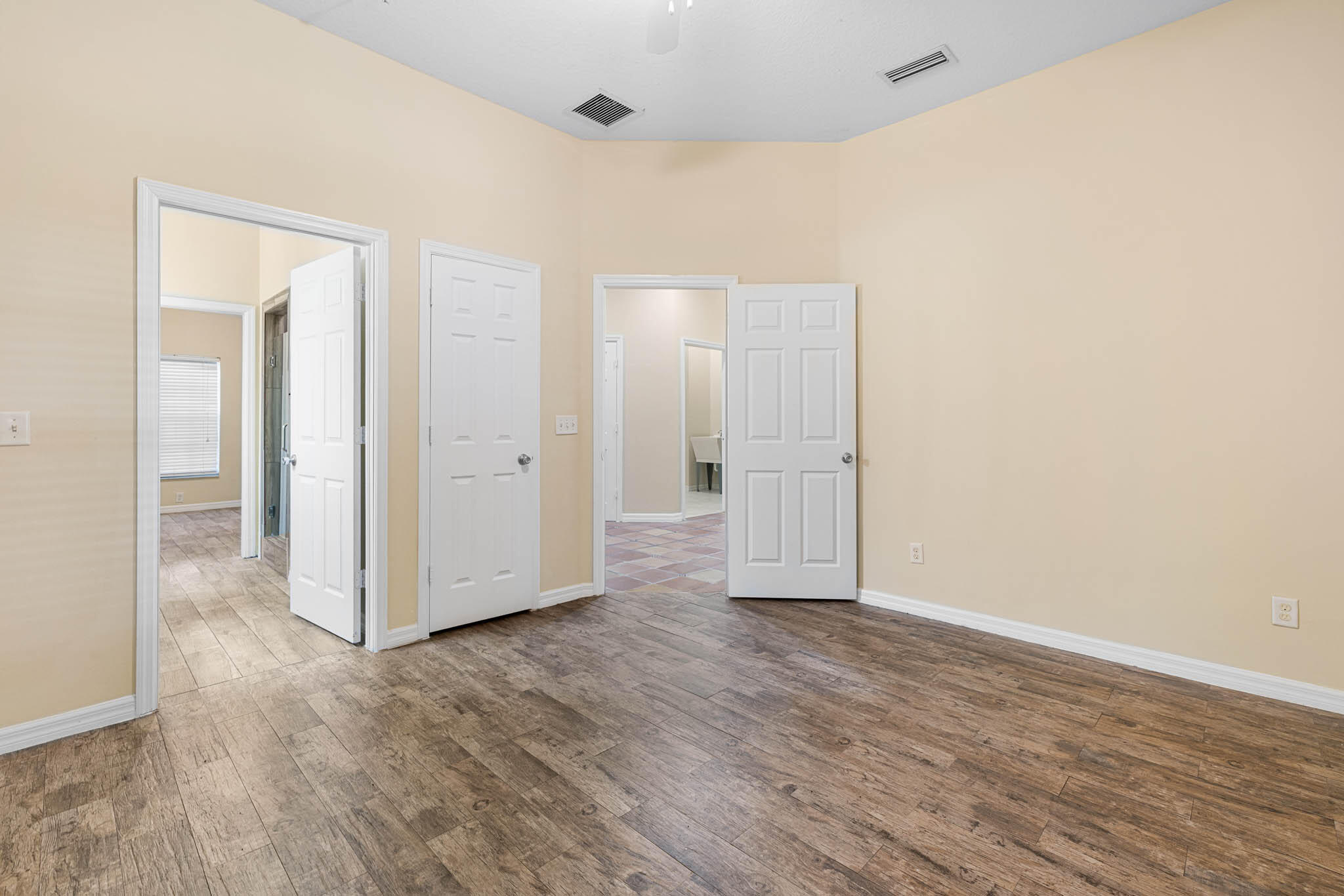 OKEECHOBEE PARK - Residential