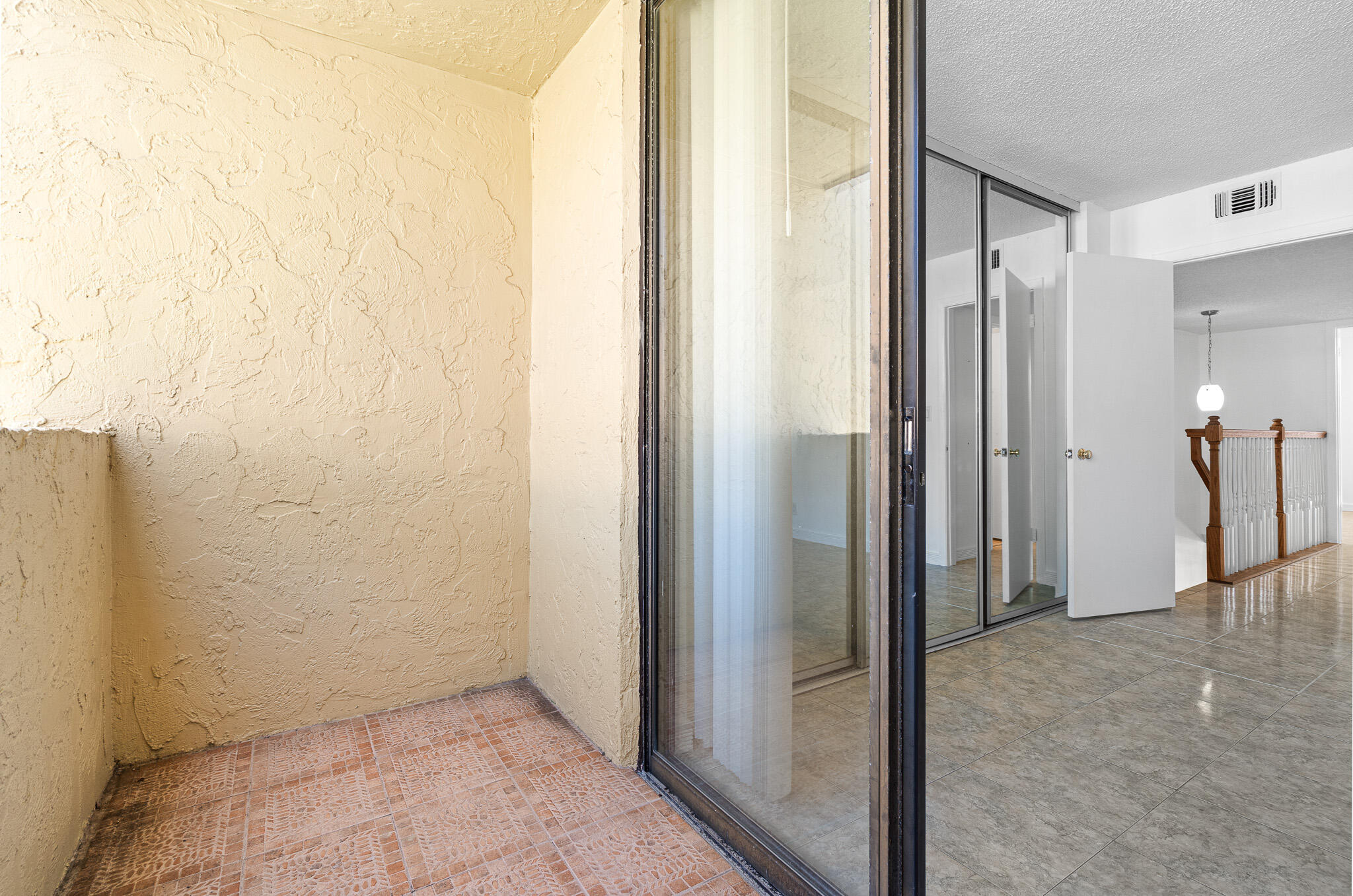 VISTA GARDENS I CONDO - Residential