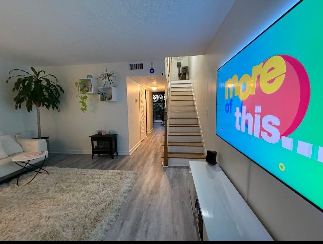 VISTA GARDENS I CONDO - Residential