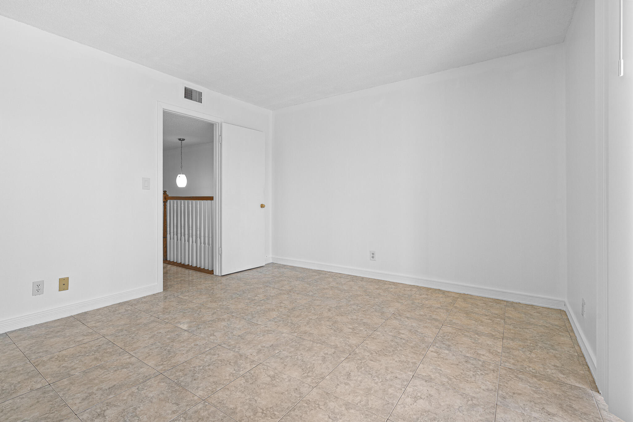 VISTA GARDENS I CONDO - Residential