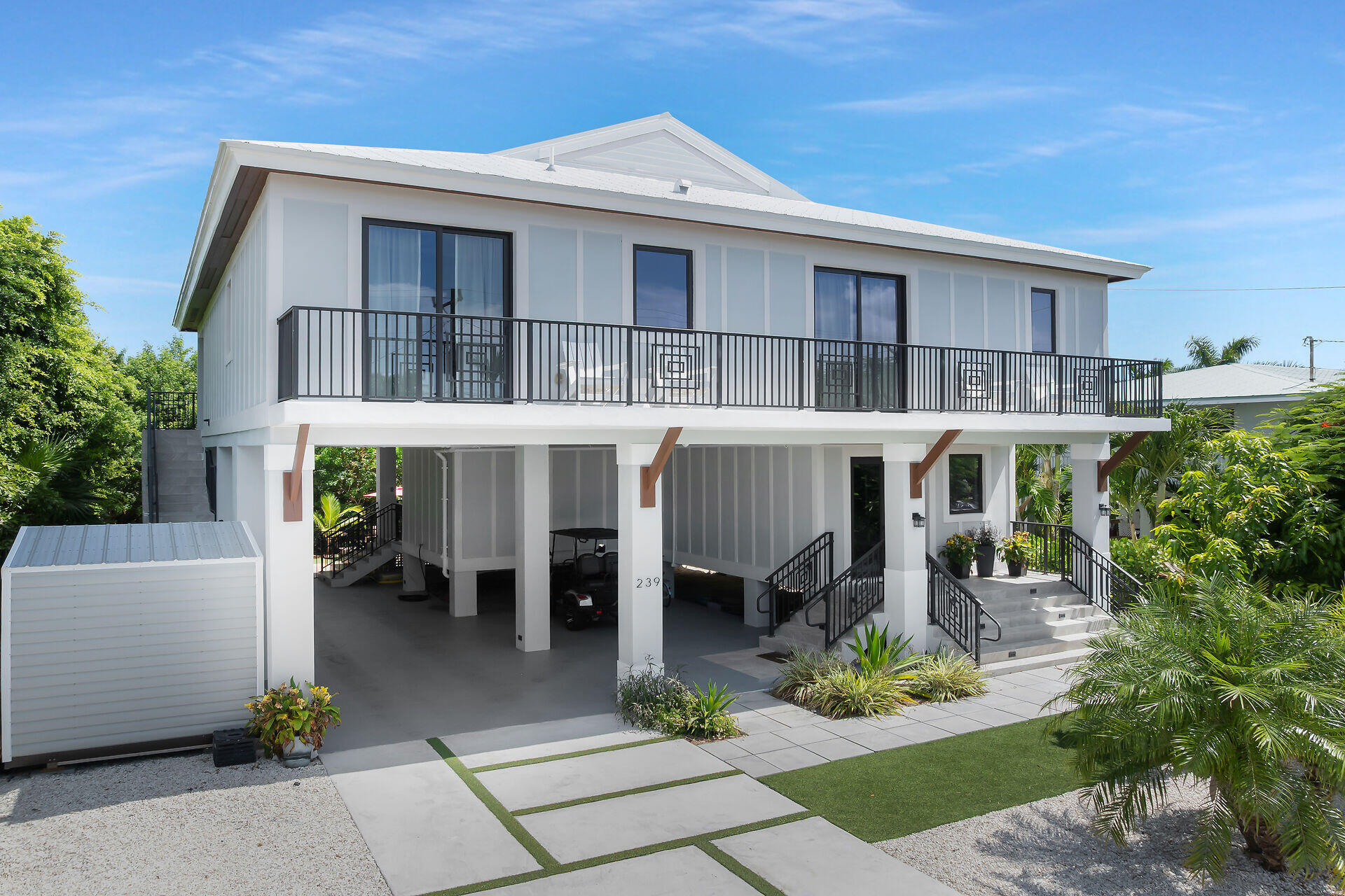 PLANTATION ISLAND - Residential
