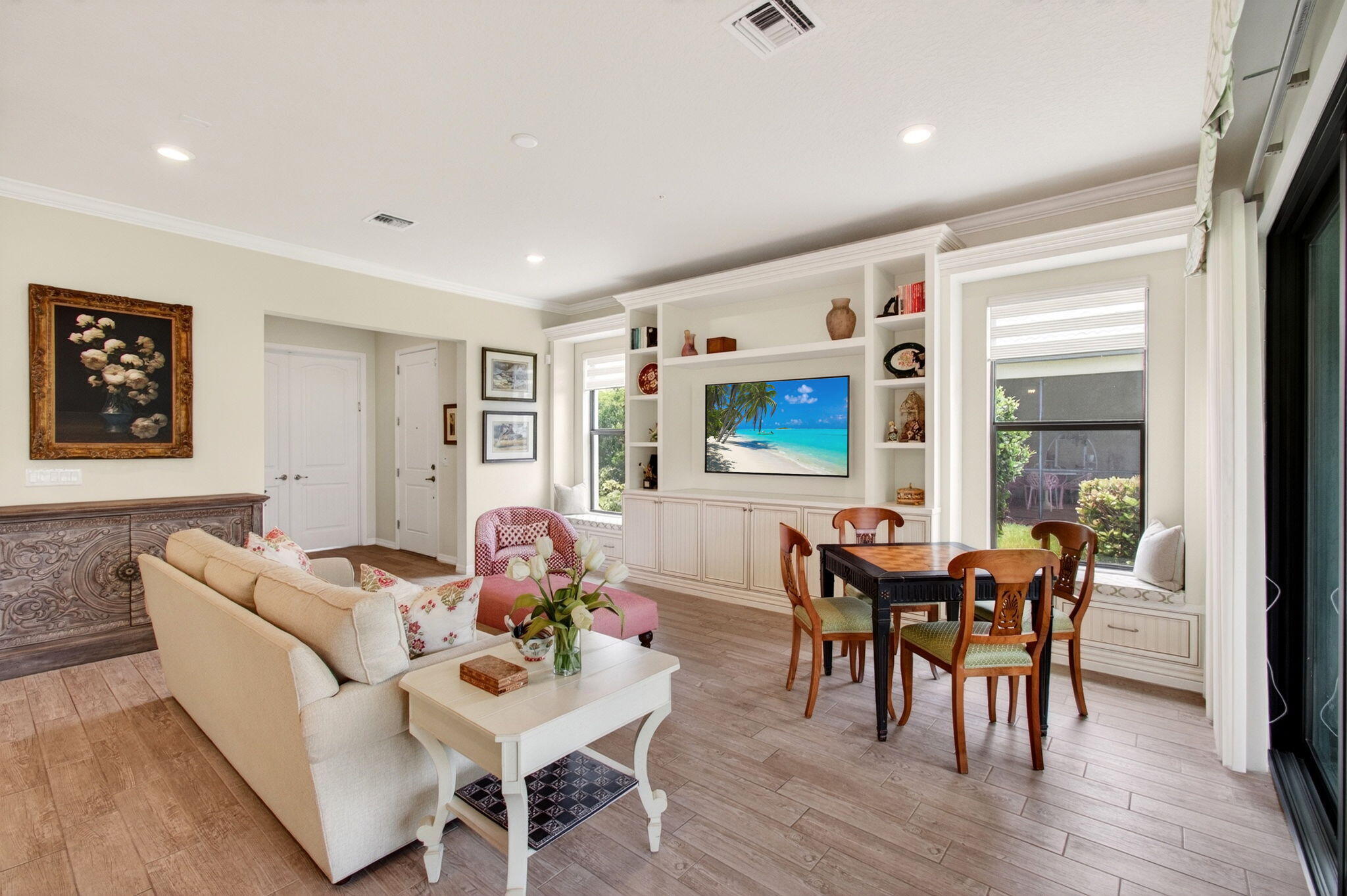 BOCA FLORES - Residential