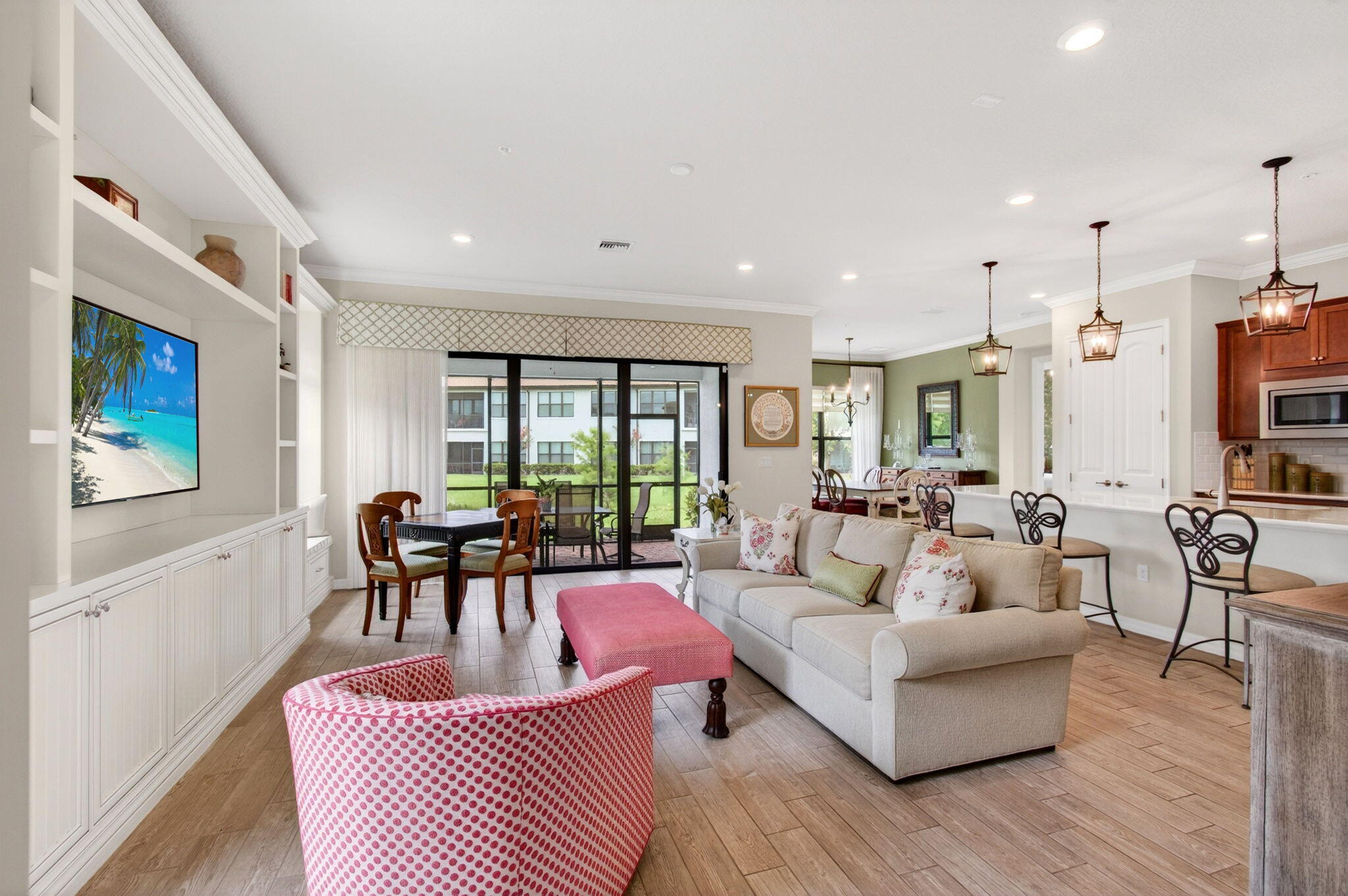BOCA FLORES - Residential