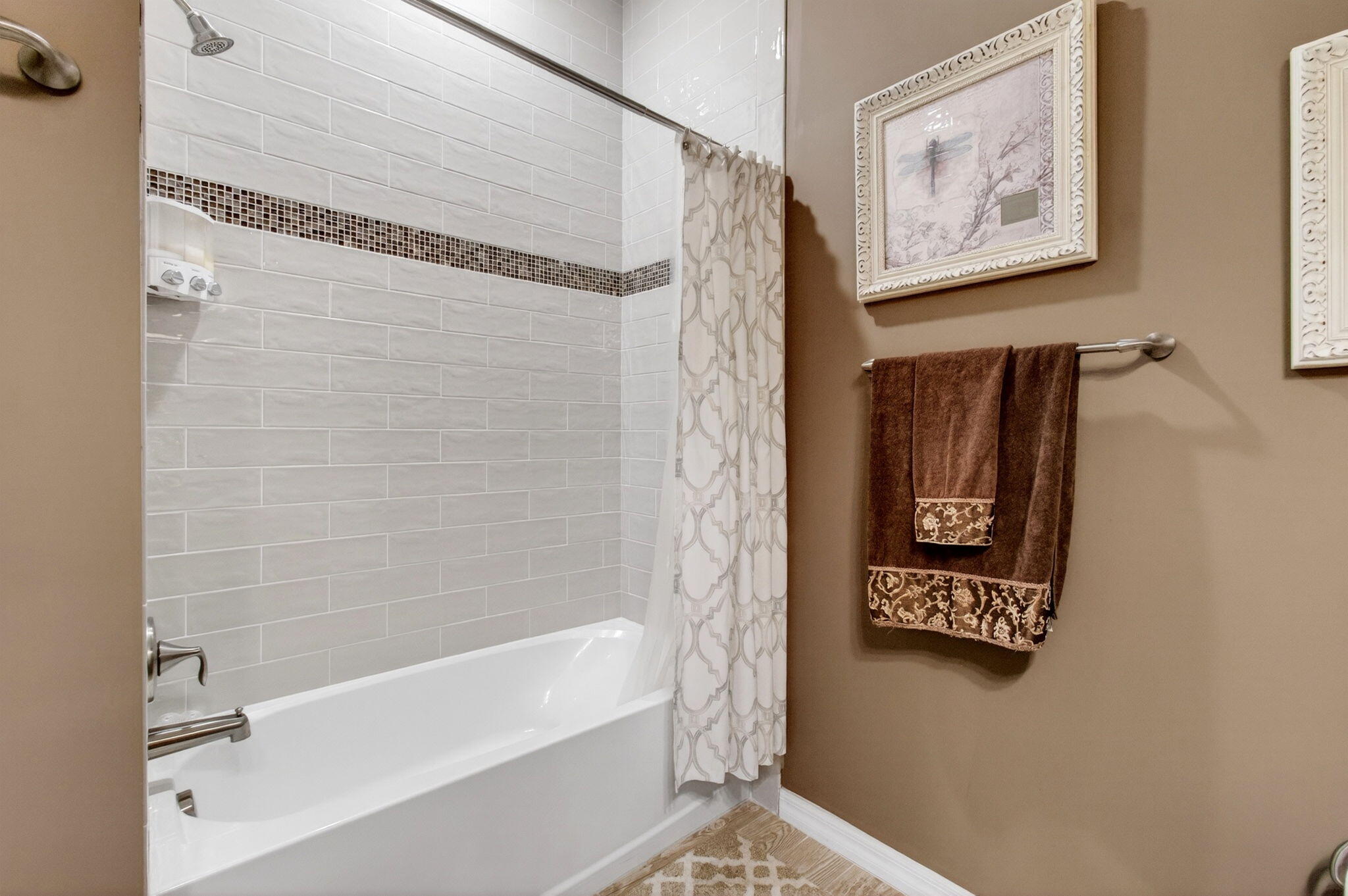 BOCA FLORES - Residential