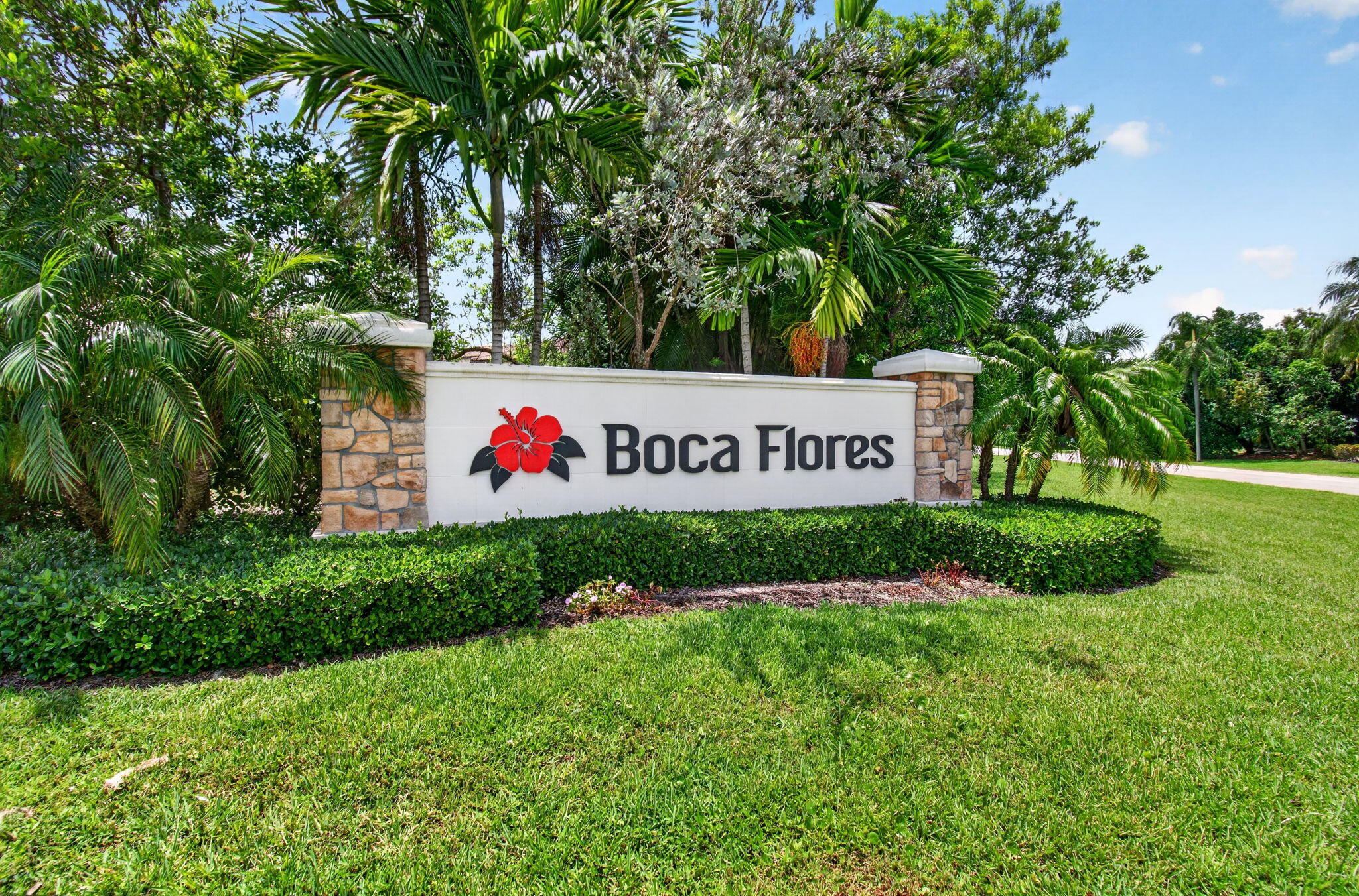 BOCA FLORES - Residential