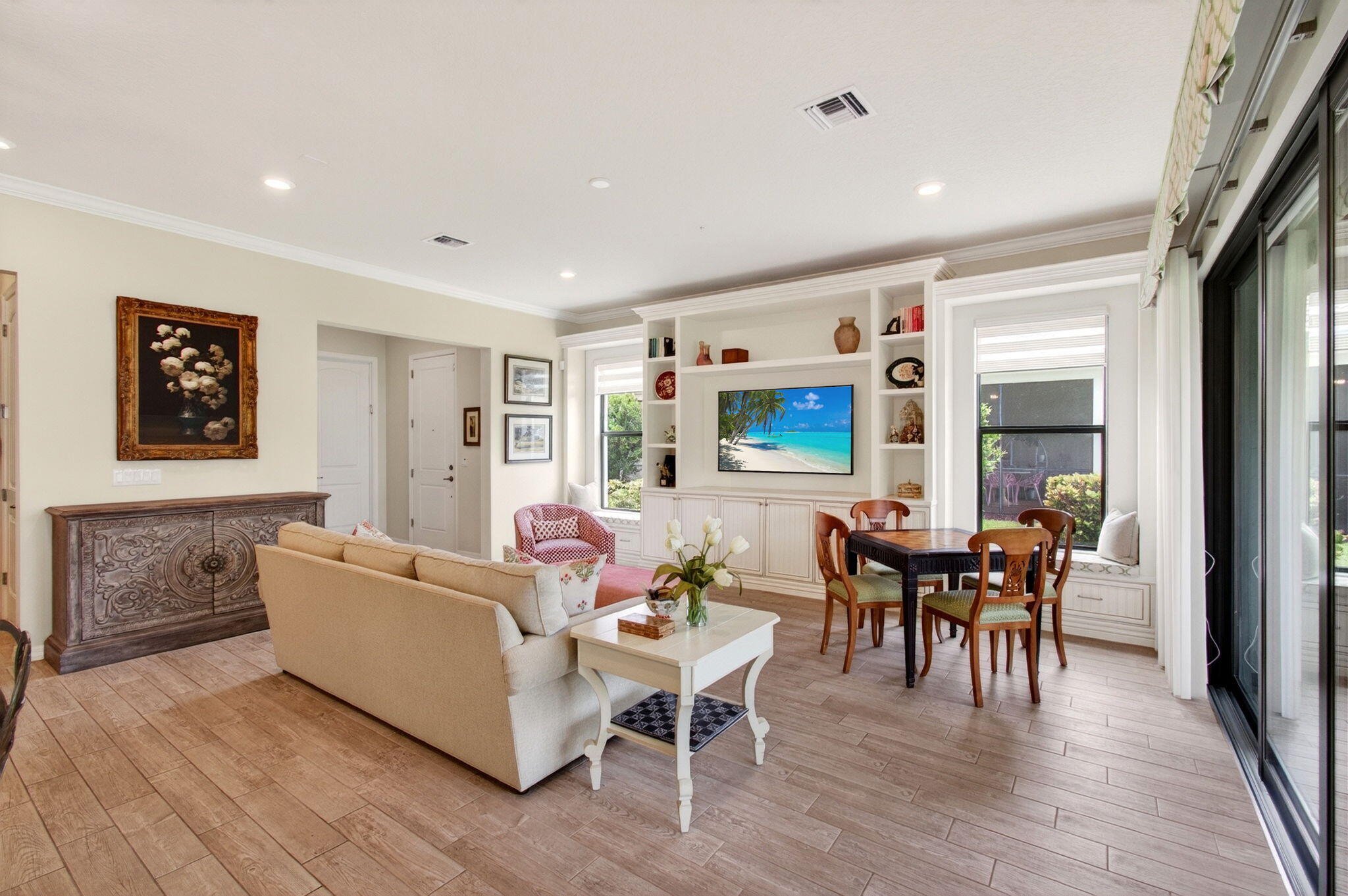 BOCA FLORES - Residential