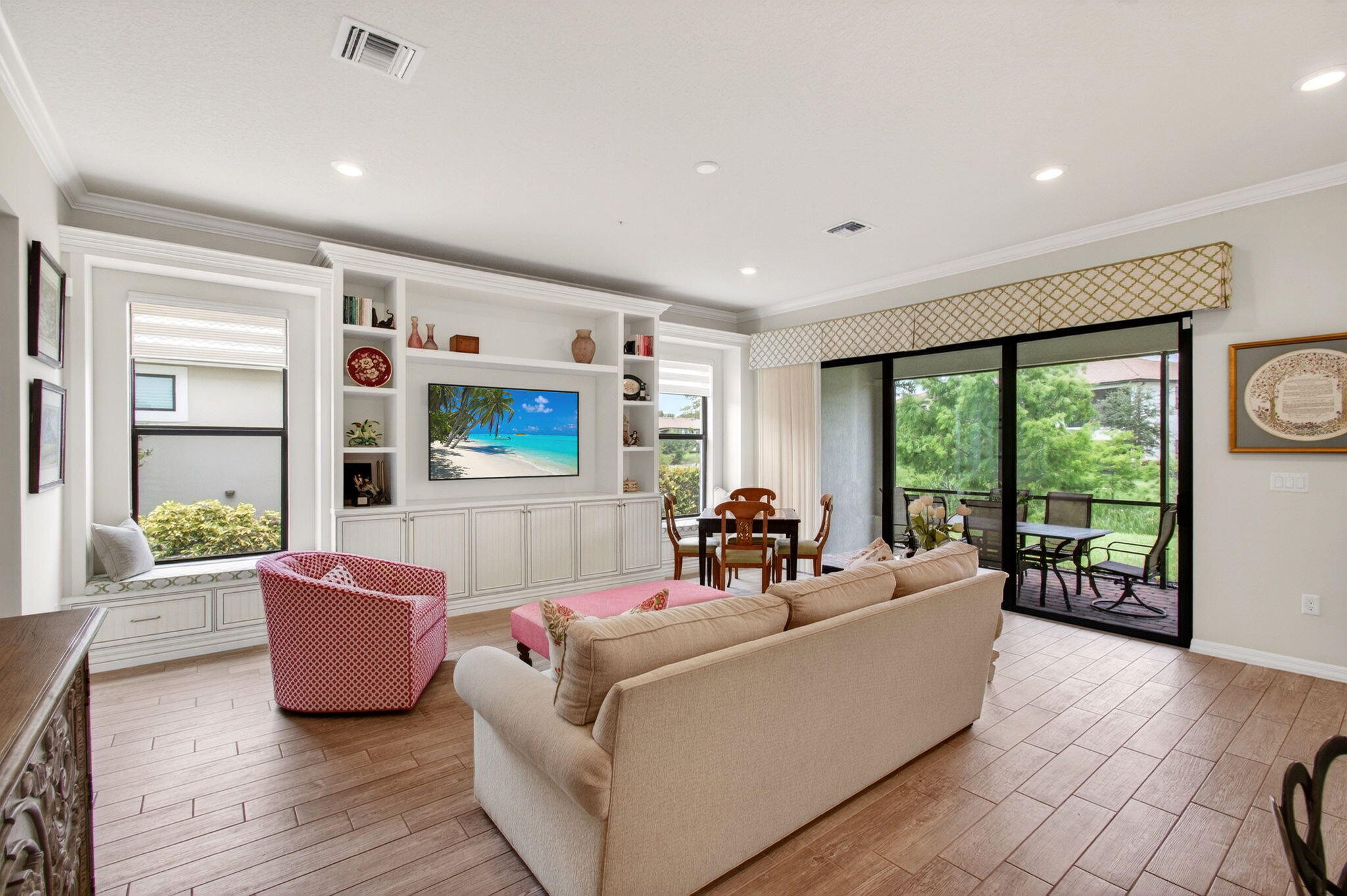 BOCA FLORES - Residential