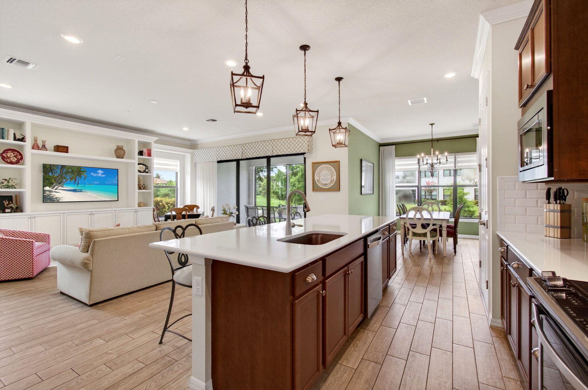 BOCA FLORES - Residential