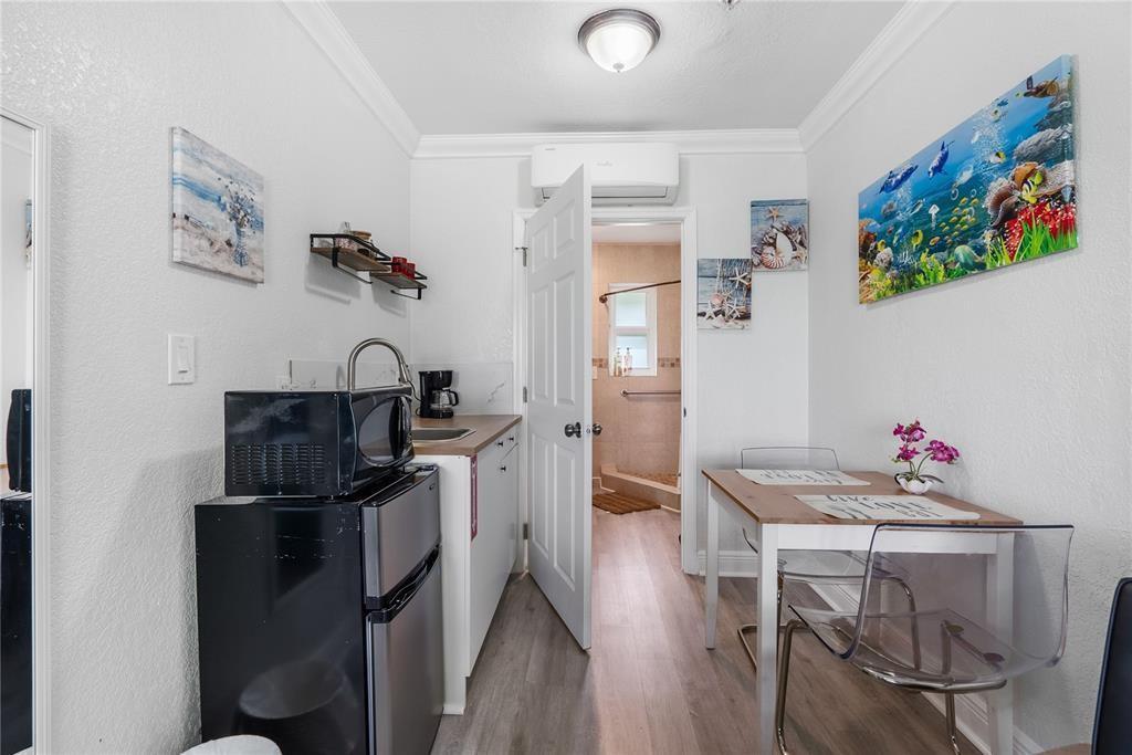 BEACH WAY HEIGHTS UNIT - Residential Lease